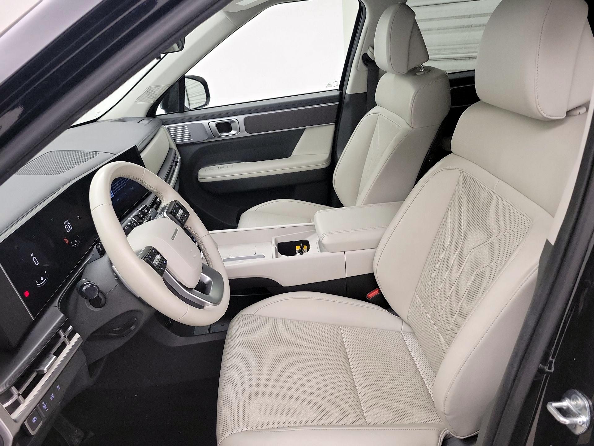 Thumbnail: 2024 Hyundai Santa Fe - 11