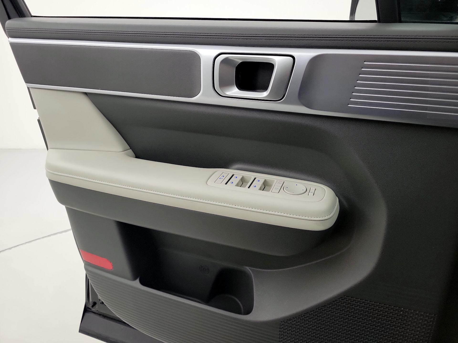 Thumbnail: 2024 Hyundai Santa Fe - 12