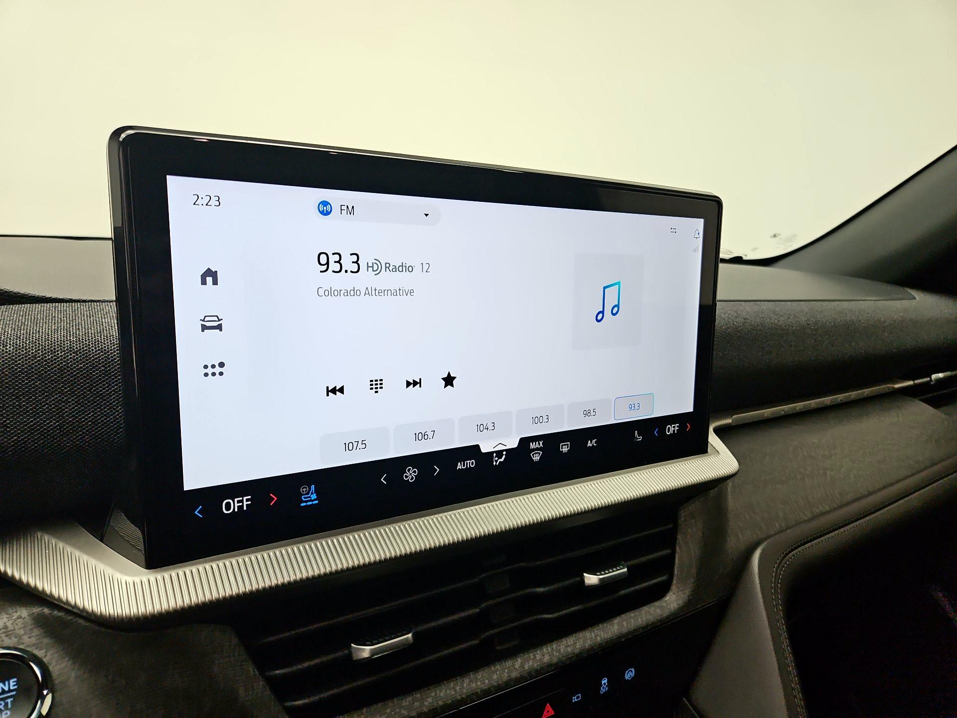 Thumbnail: 2025 Ford Explorer - 16