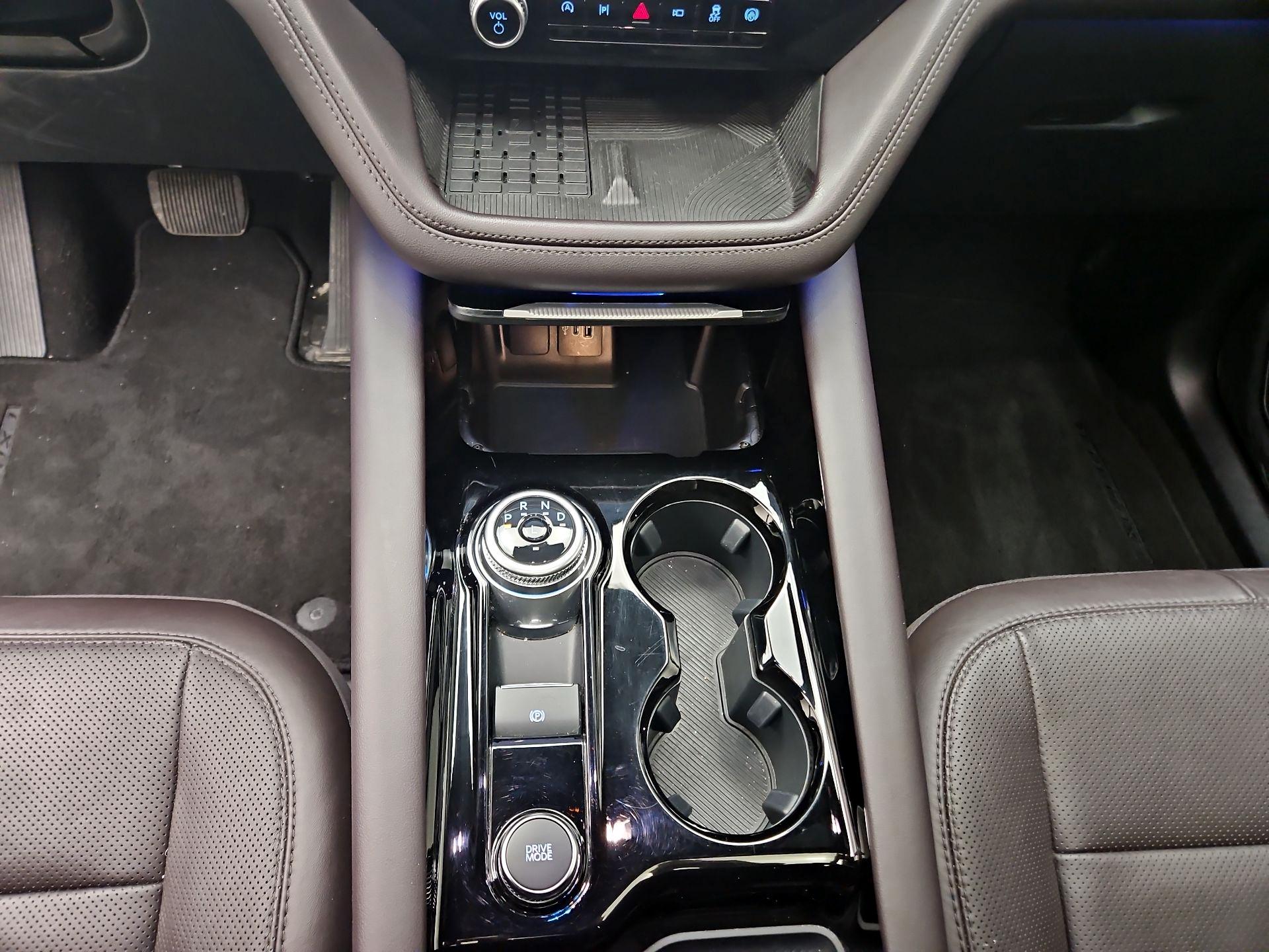 Thumbnail: 2025 Ford Explorer - 18