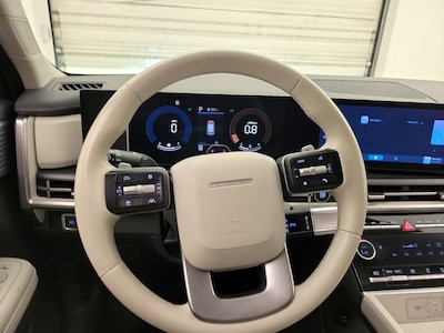 Steering Wheel & Instrument Cluster (On)