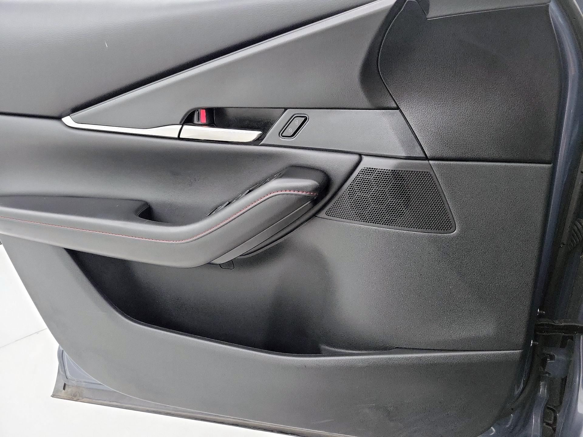 Thumbnail: 2025 Mazda CX-30 - 12