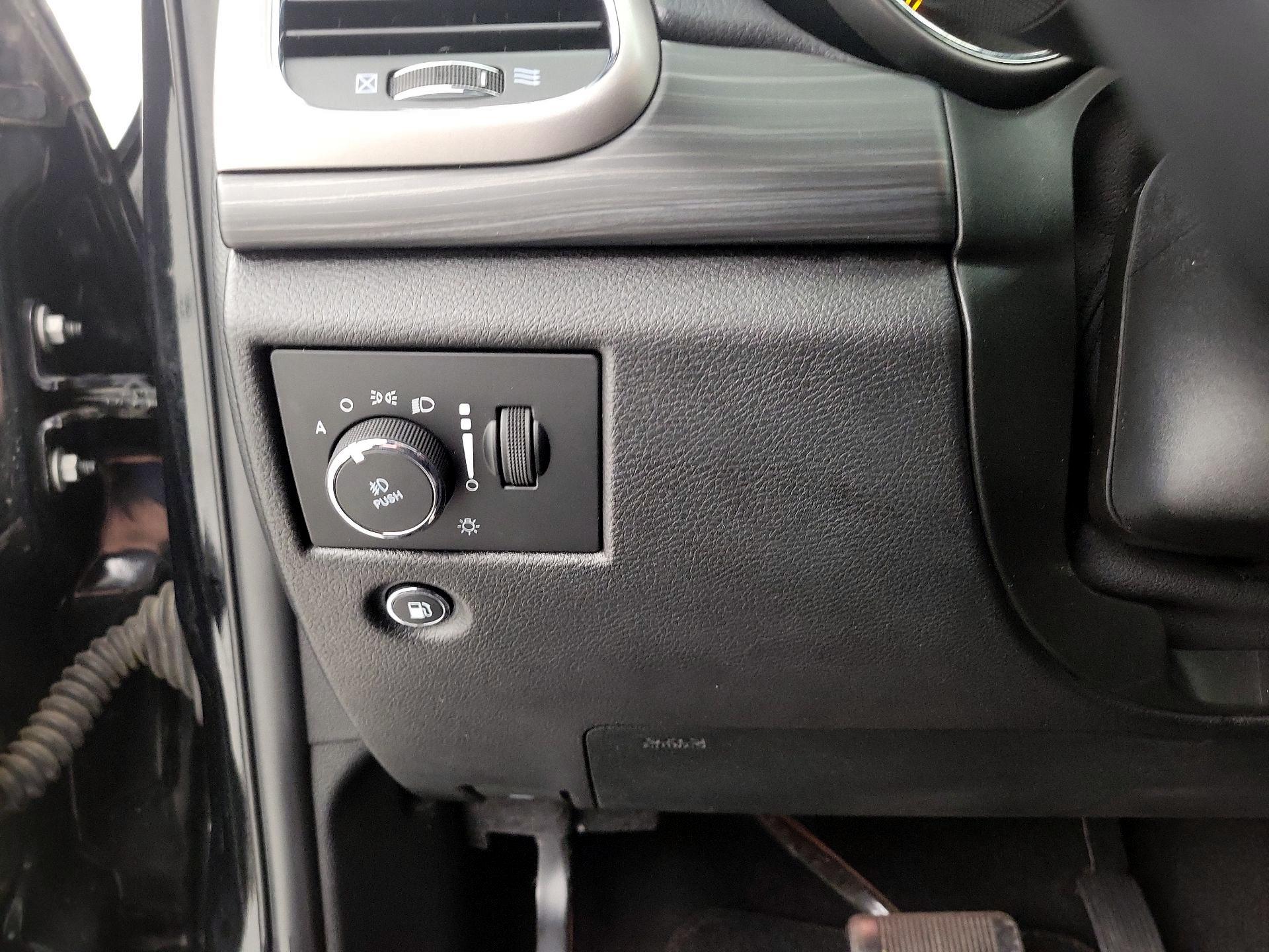 Thumbnail: 2021 Jeep Grand Cherokee - 13