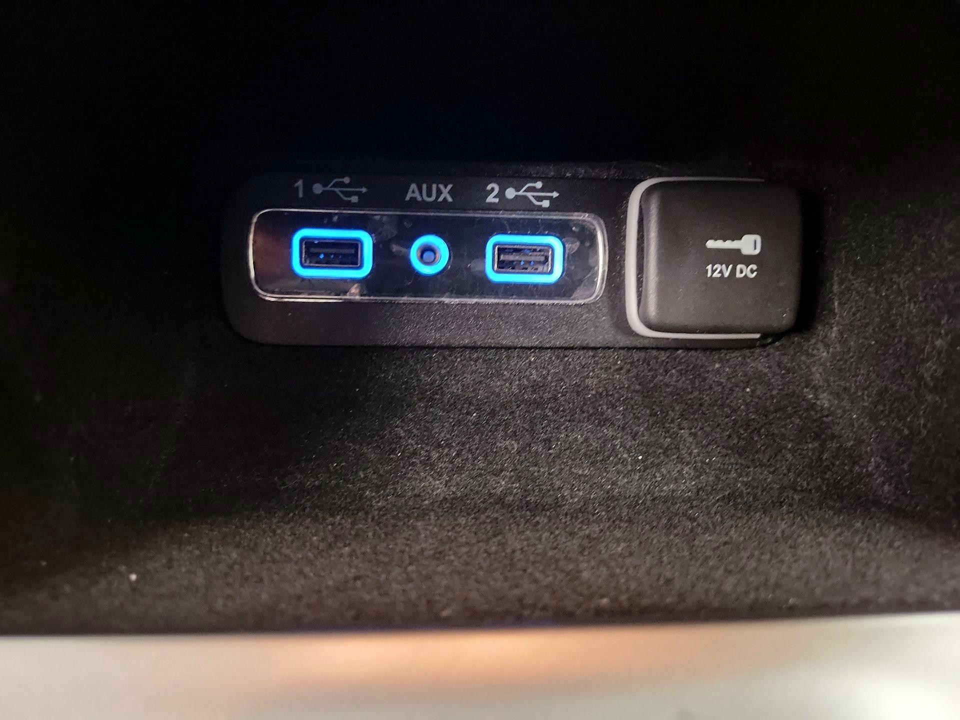 Thumbnail: 2021 Jeep Grand Cherokee - 19