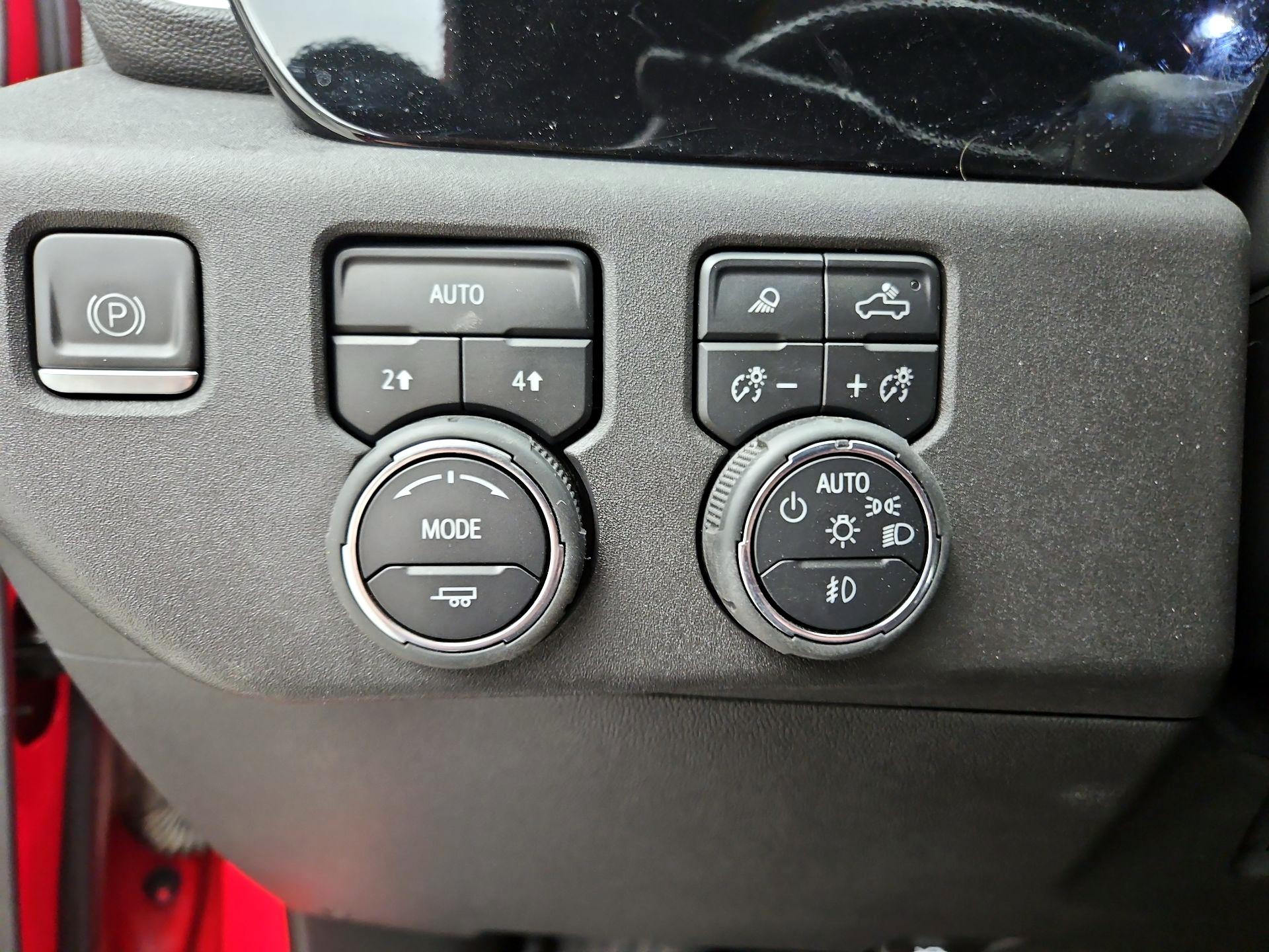 Thumbnail: 2023 Chevrolet Silverado 1500 - 13