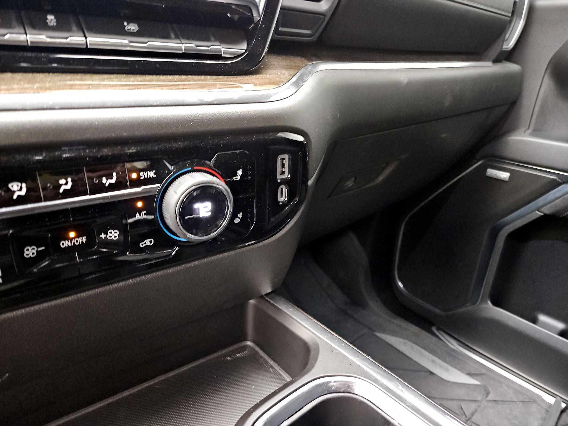 Thumbnail: 2023 Chevrolet Silverado 1500 - 18