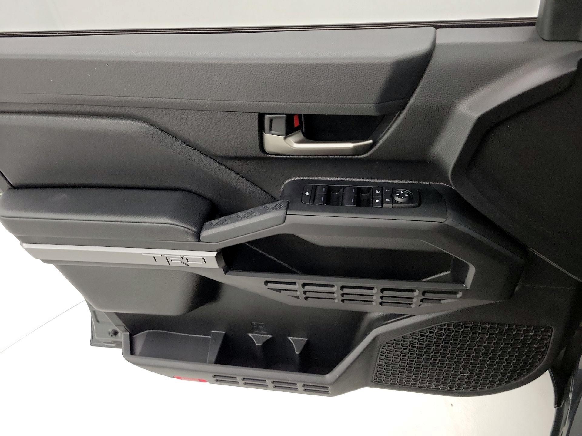 Thumbnail: 2025 Toyota Tacoma - 12