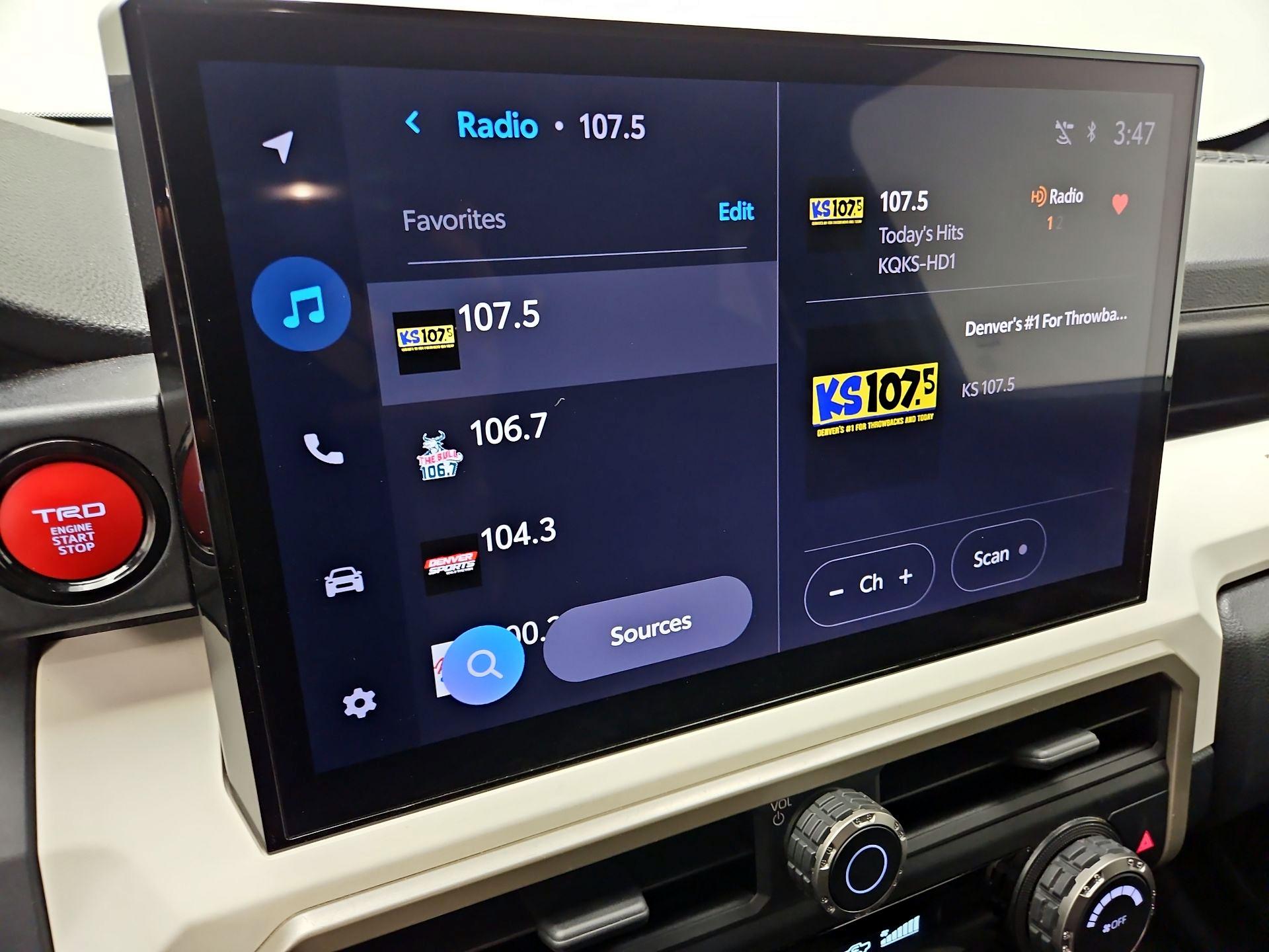 Thumbnail: 2024 Toyota Tacoma - 15