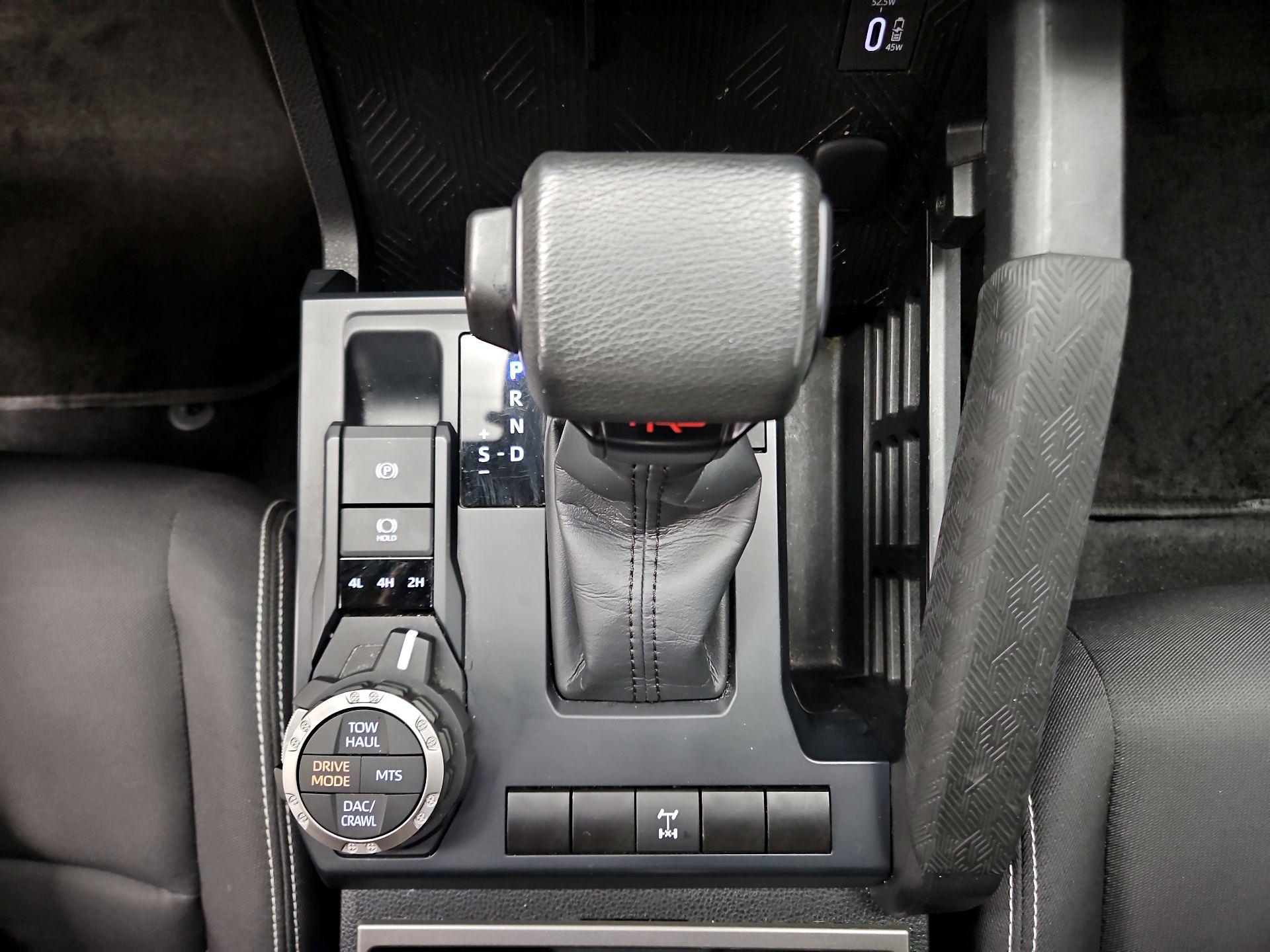 Thumbnail: 2024 Toyota Tacoma - 17