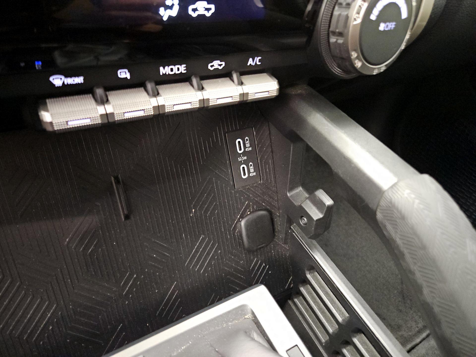 Thumbnail: 2024 Toyota Tacoma - 18