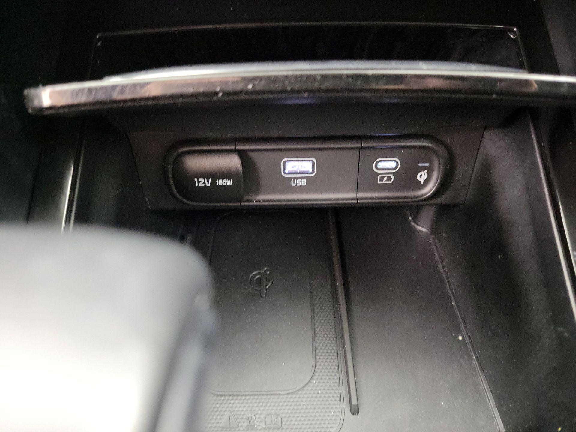 Thumbnail: 2023 Kia Telluride - 19