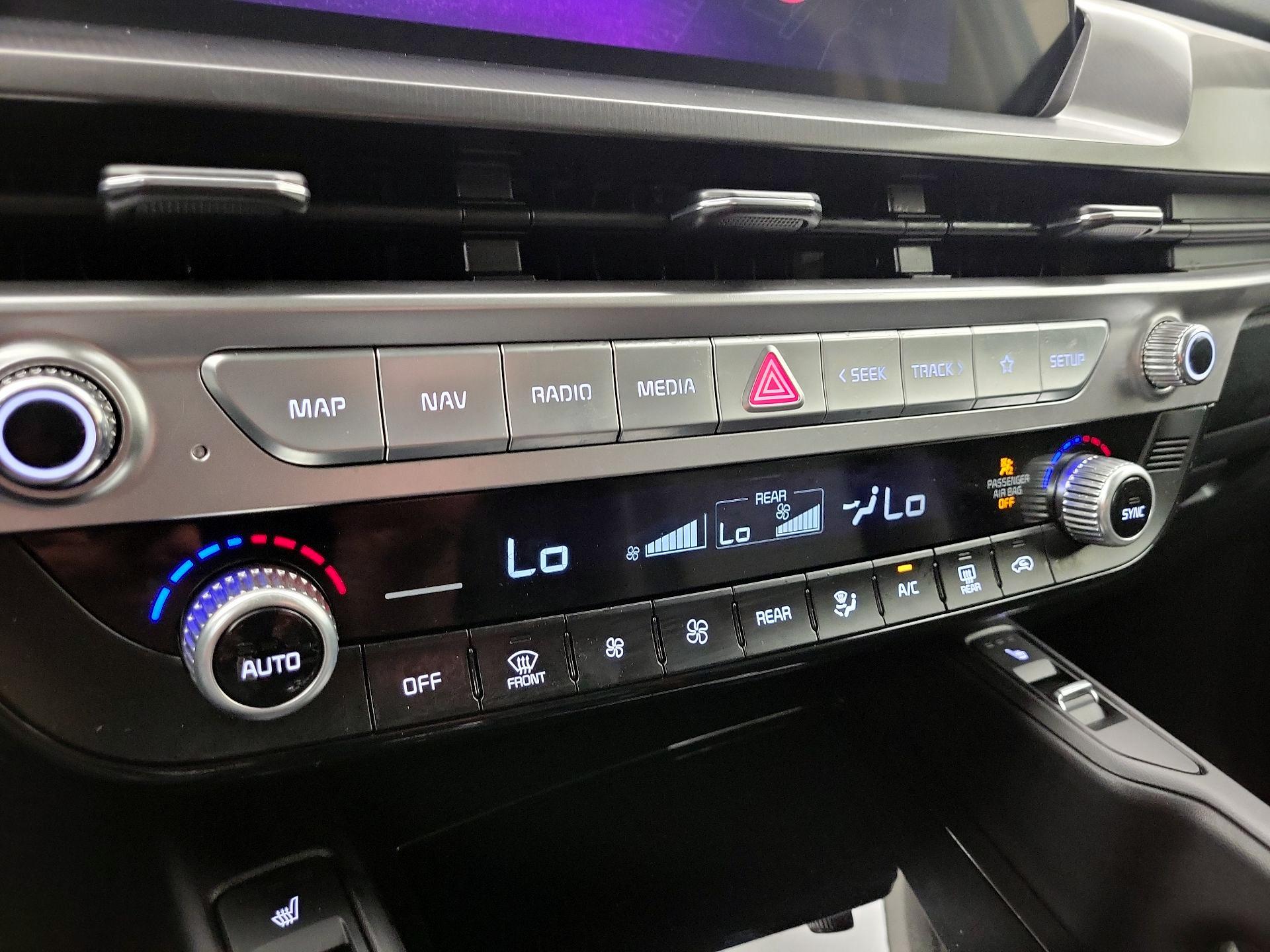 Thumbnail: 2025 Kia Telluride - 17