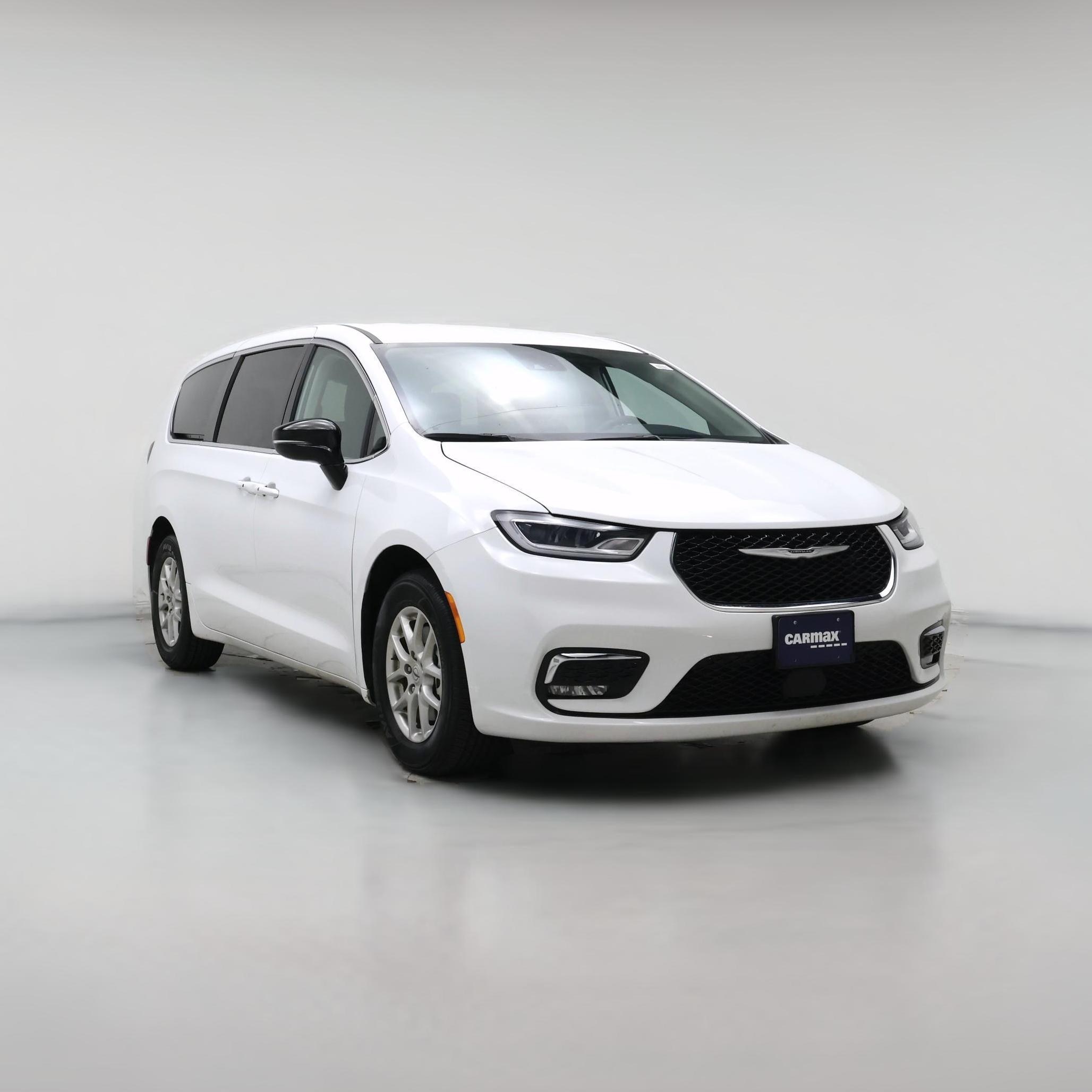 Thumbnail: 2024 Chrysler Pacifica - 1