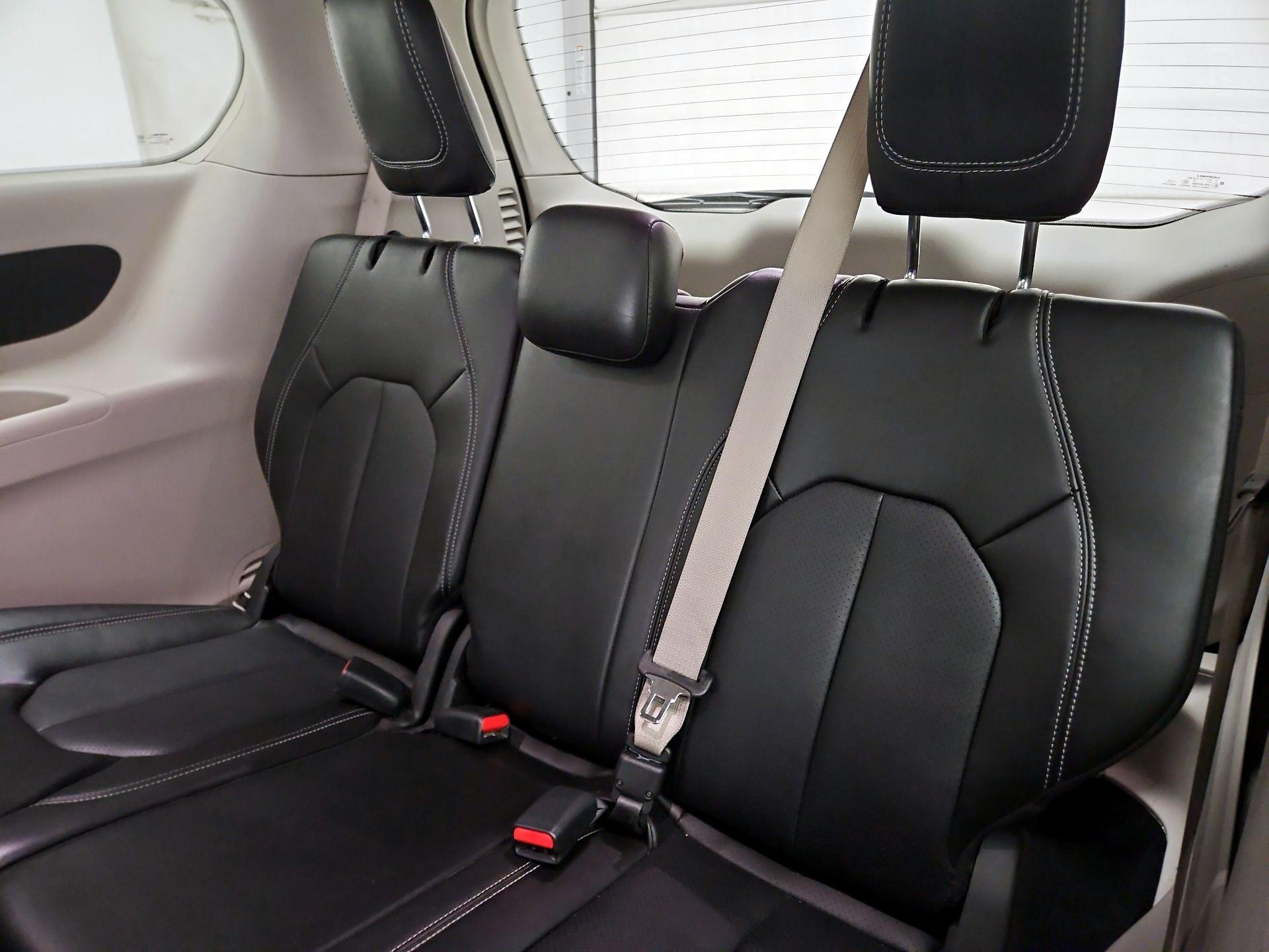 Thumbnail: 2024 Chrysler Pacifica - 20