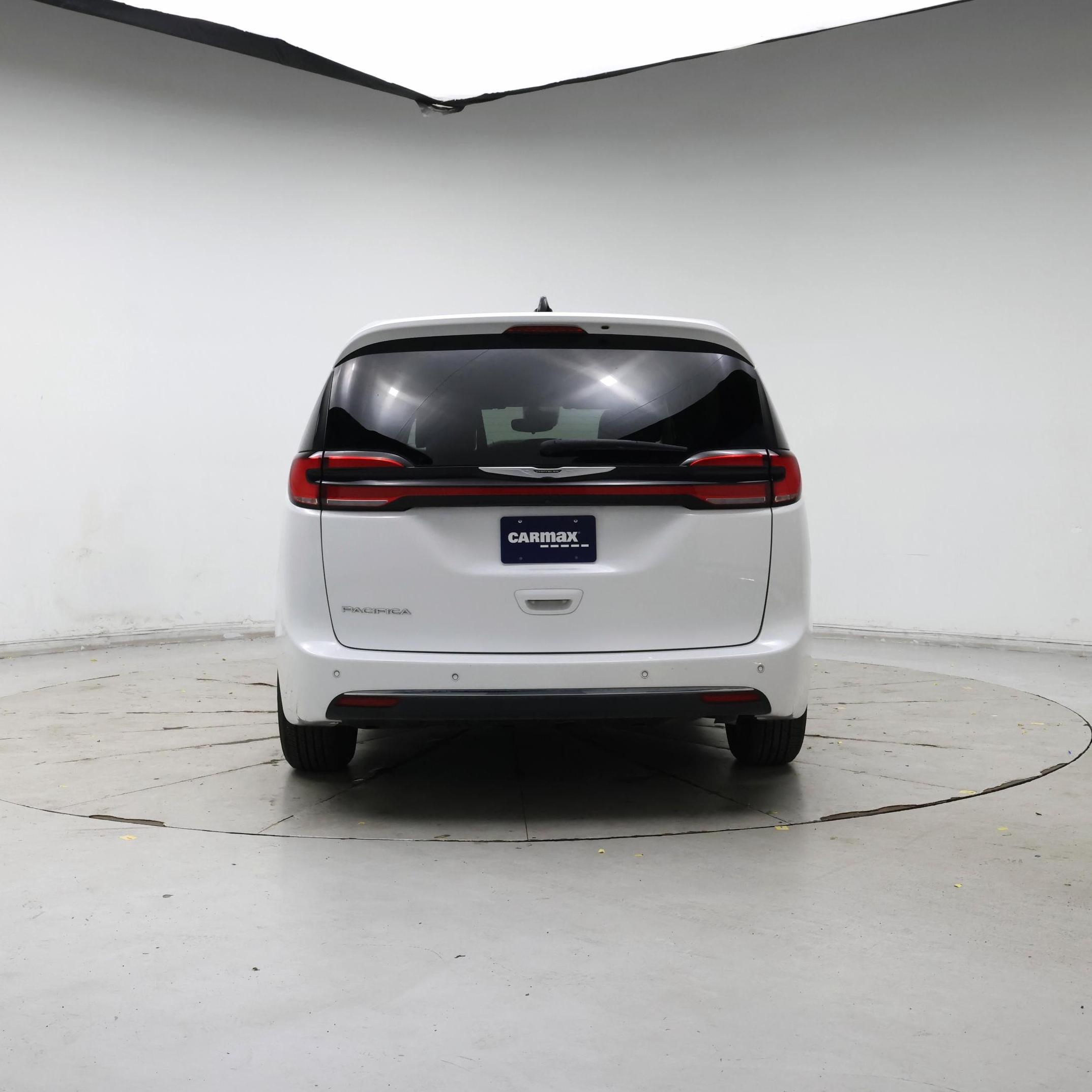 Thumbnail: 2024 Chrysler Pacifica - 6