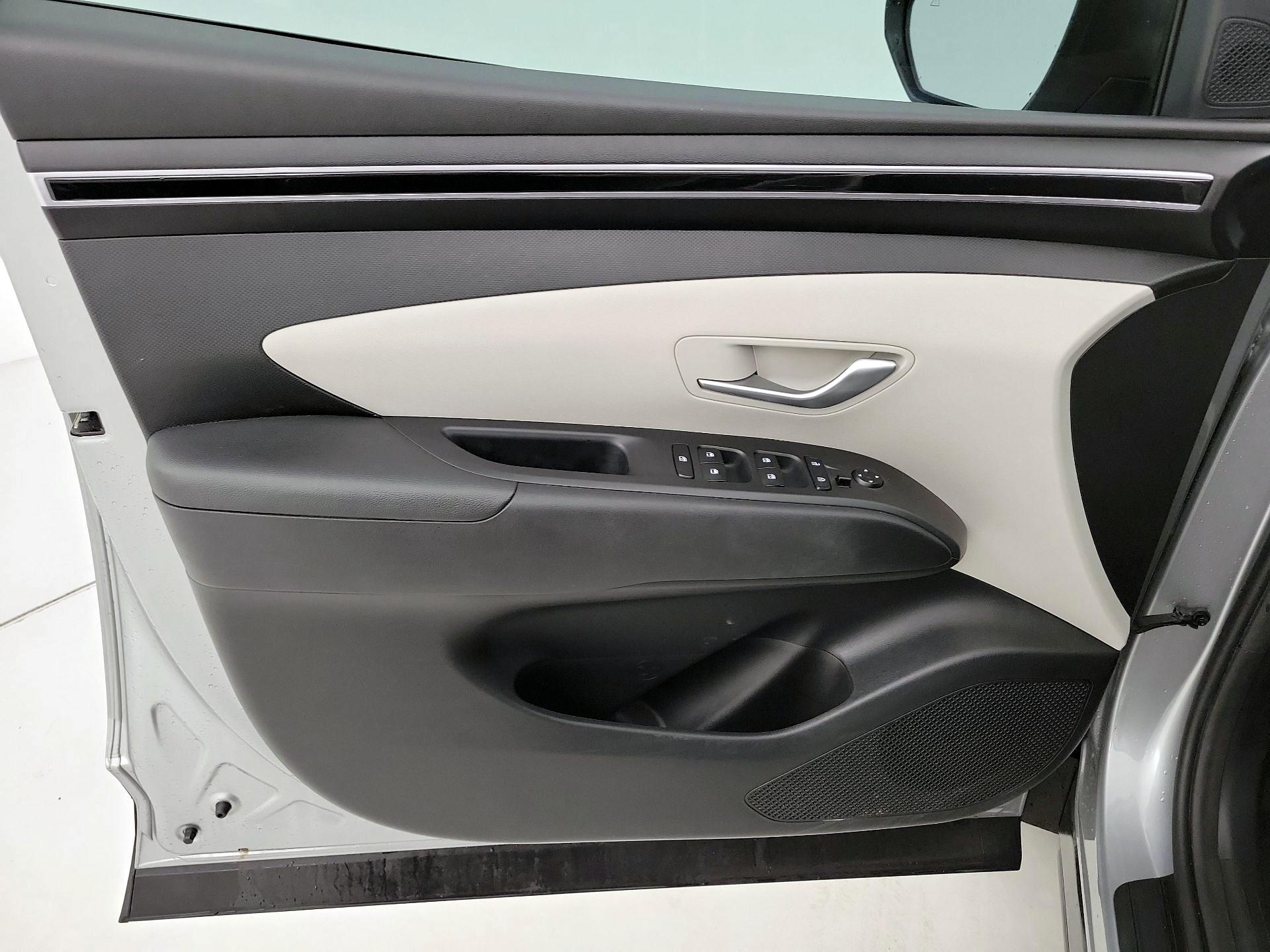 Thumbnail: 2023 Hyundai Tucson - 12