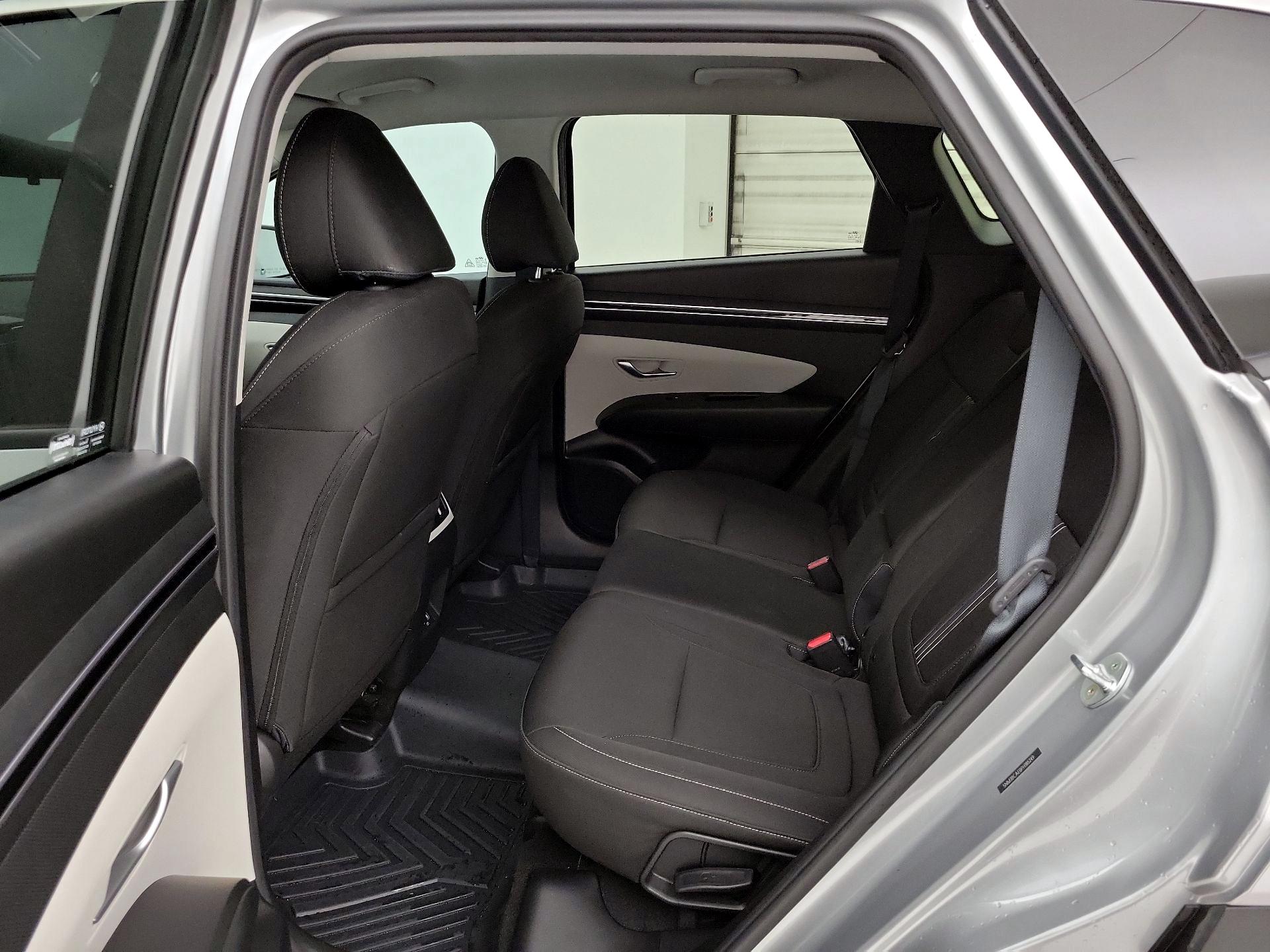 Thumbnail: 2023 Hyundai Tucson - 19