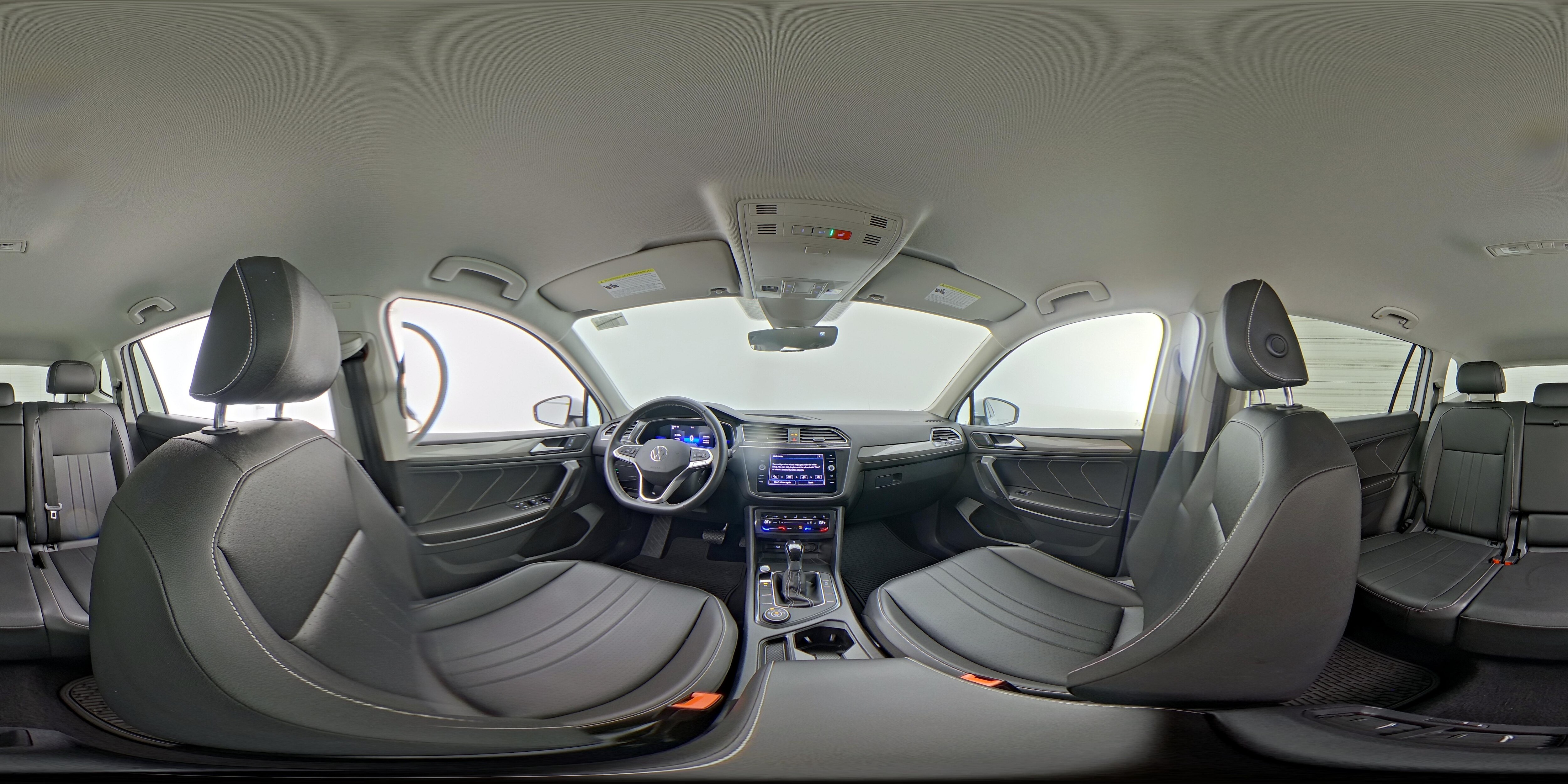 2022 Volkswagen Tiguan SE - Photo 24