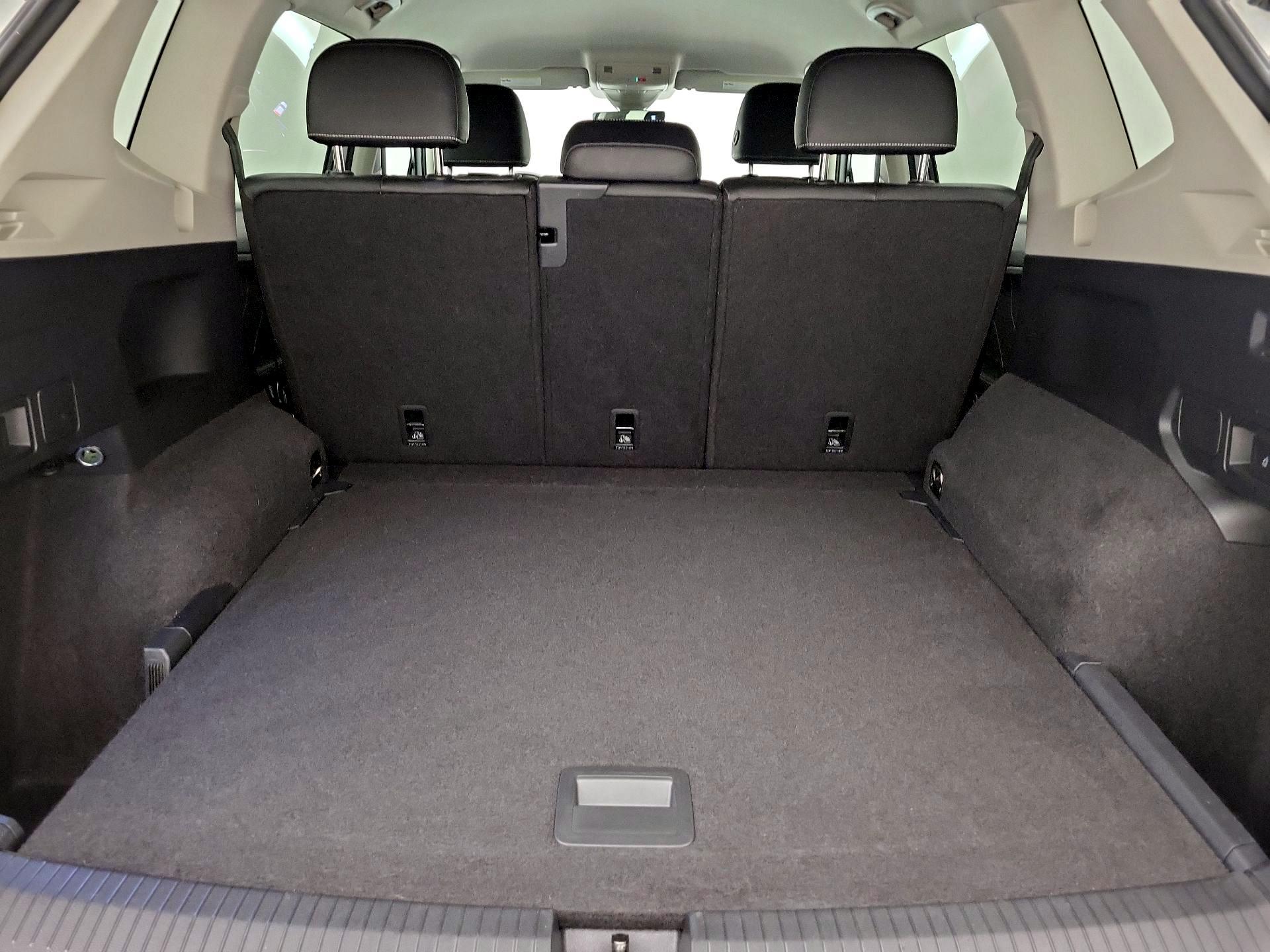 Thumbnail: 2022 Volkswagen Tiguan - 20