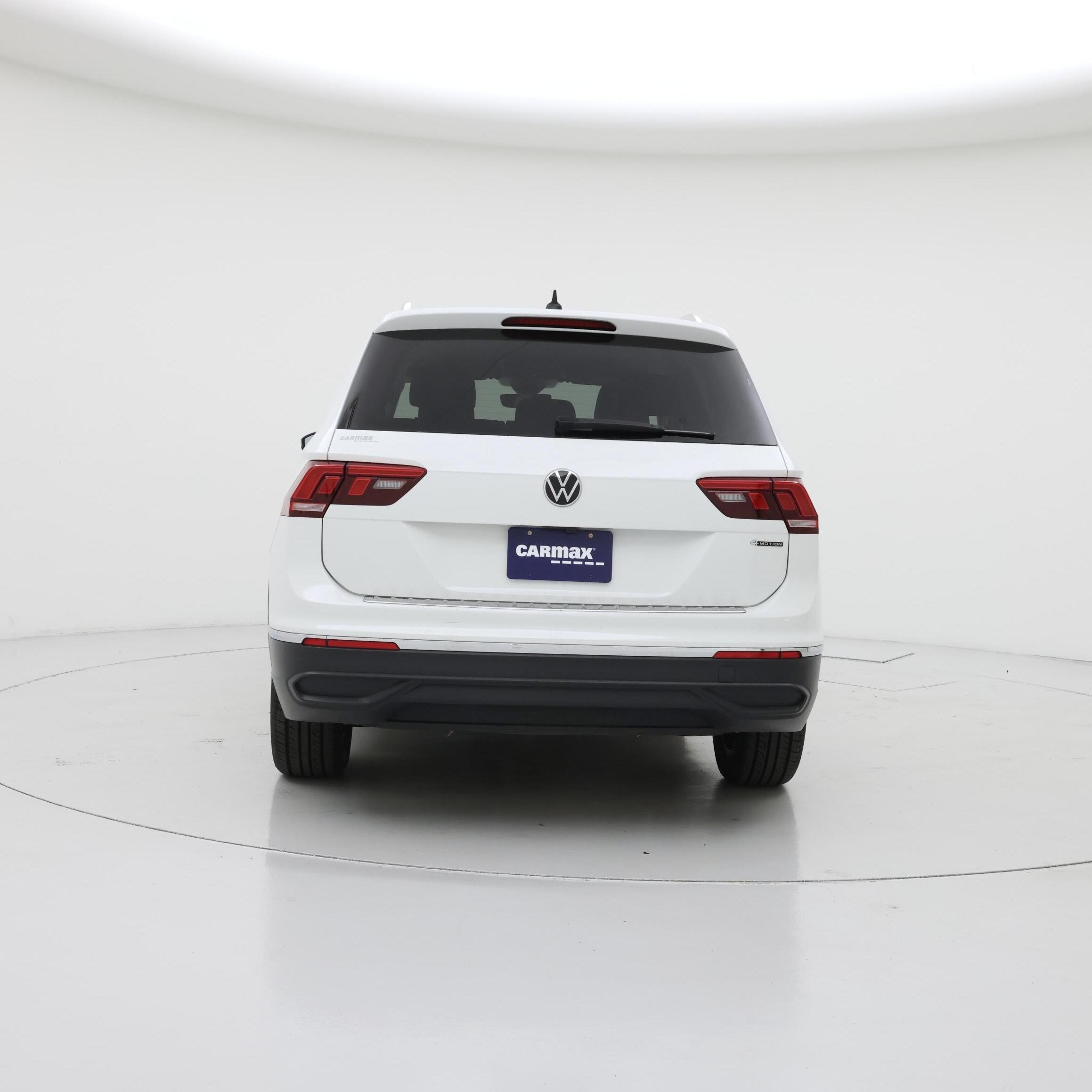 Thumbnail: 2022 Volkswagen Tiguan - 6