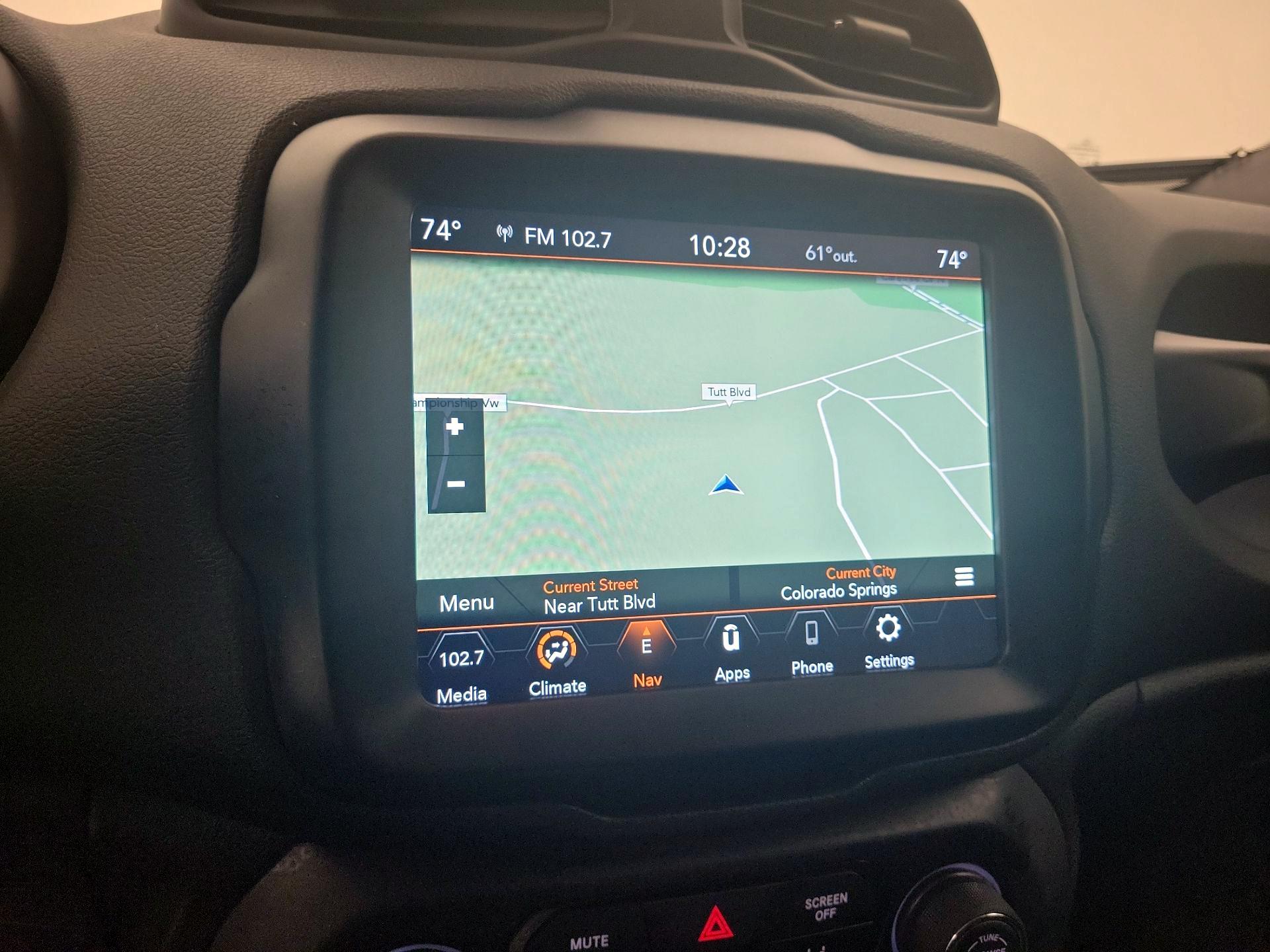 Thumbnail: 2022 Jeep Renegade - 14