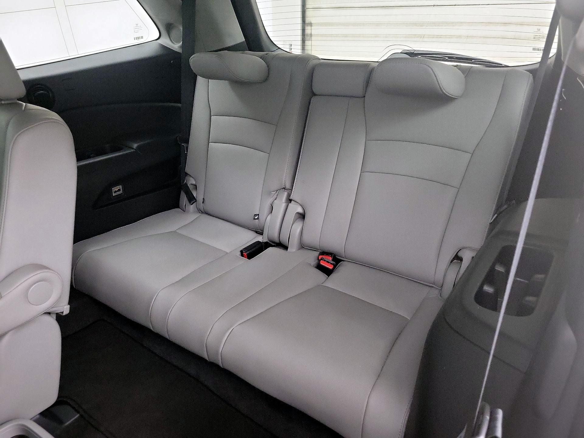 Thumbnail: 2018 Honda Pilot - 20