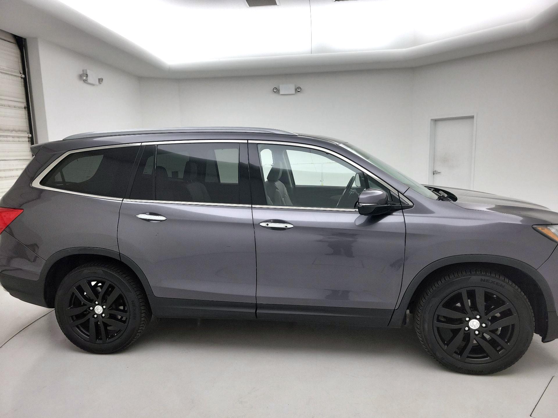 Thumbnail: 2018 Honda Pilot - 4