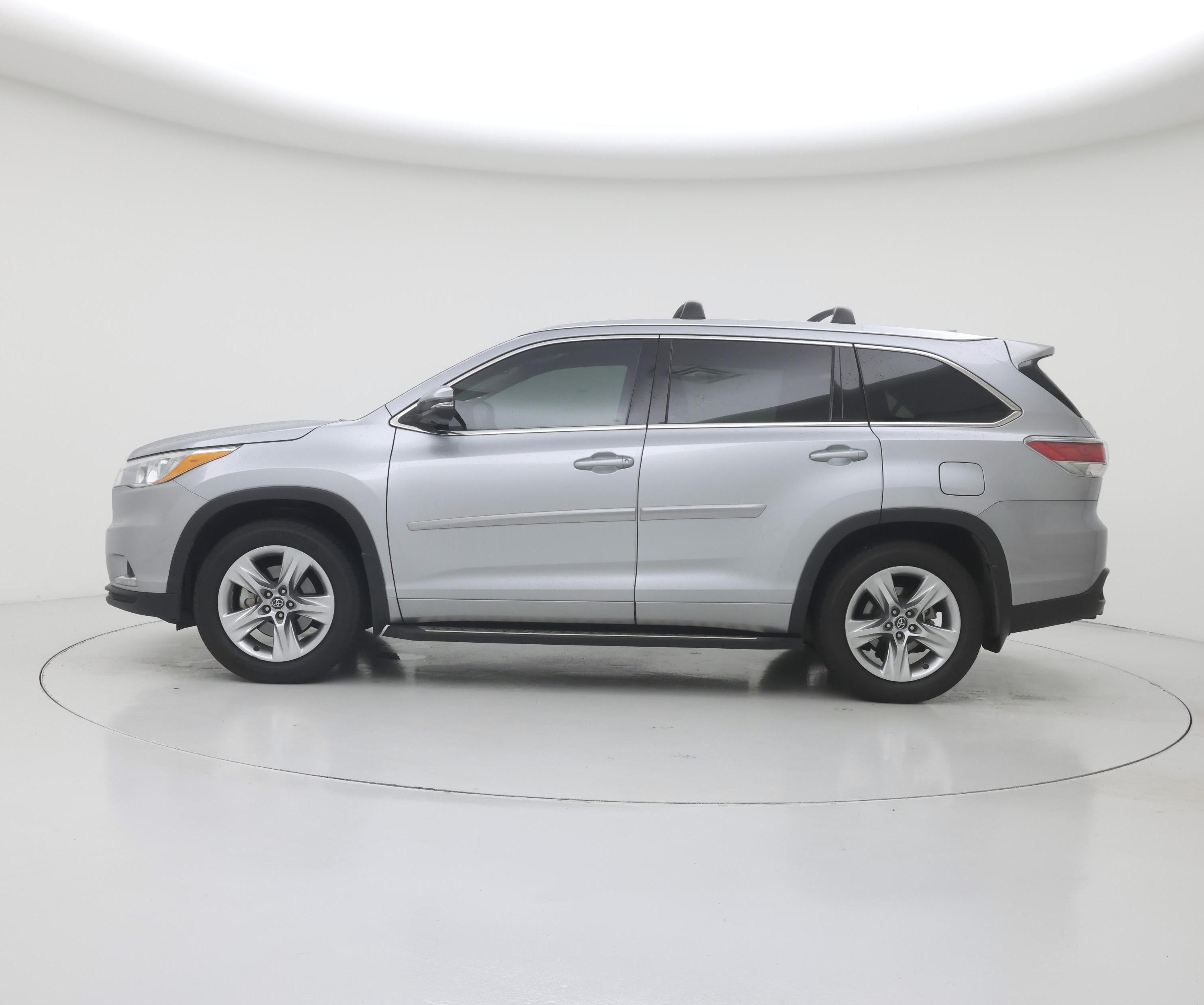 Thumbnail: 2016 Toyota Highlander - 3