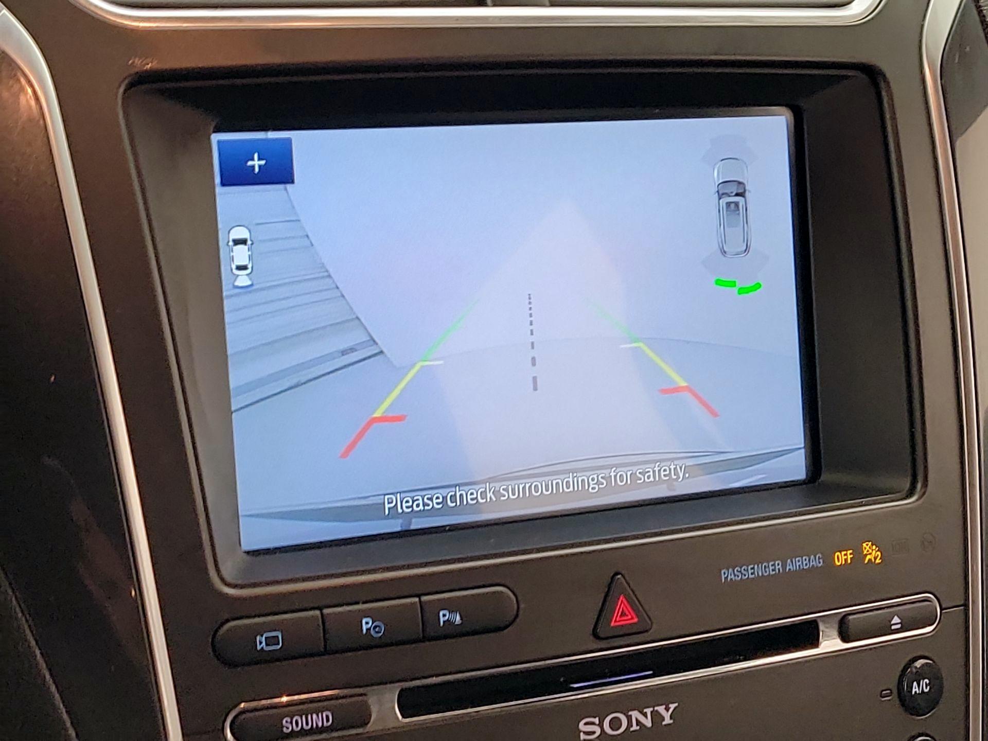 Thumbnail: 2018 Ford Explorer - 15