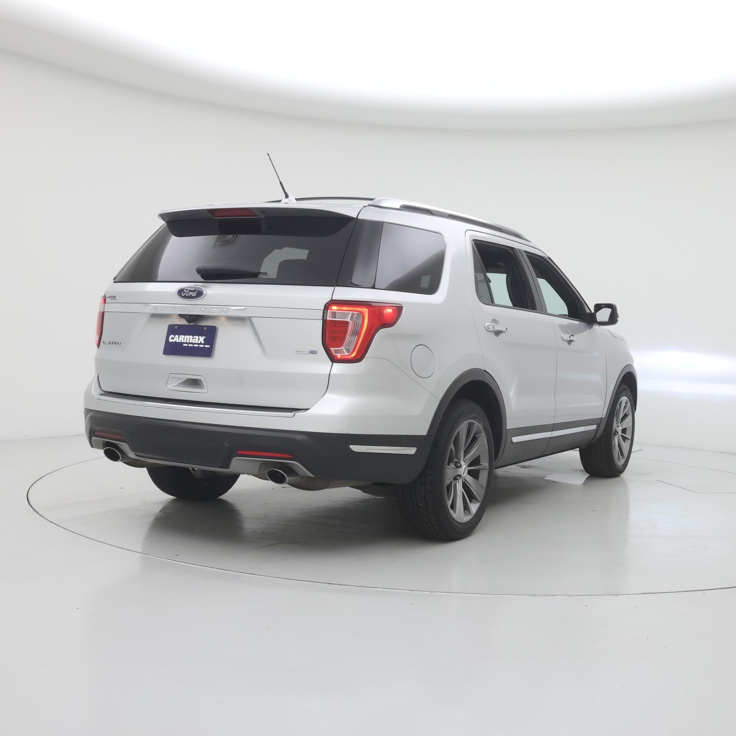 Thumbnail: 2018 Ford Explorer - 8