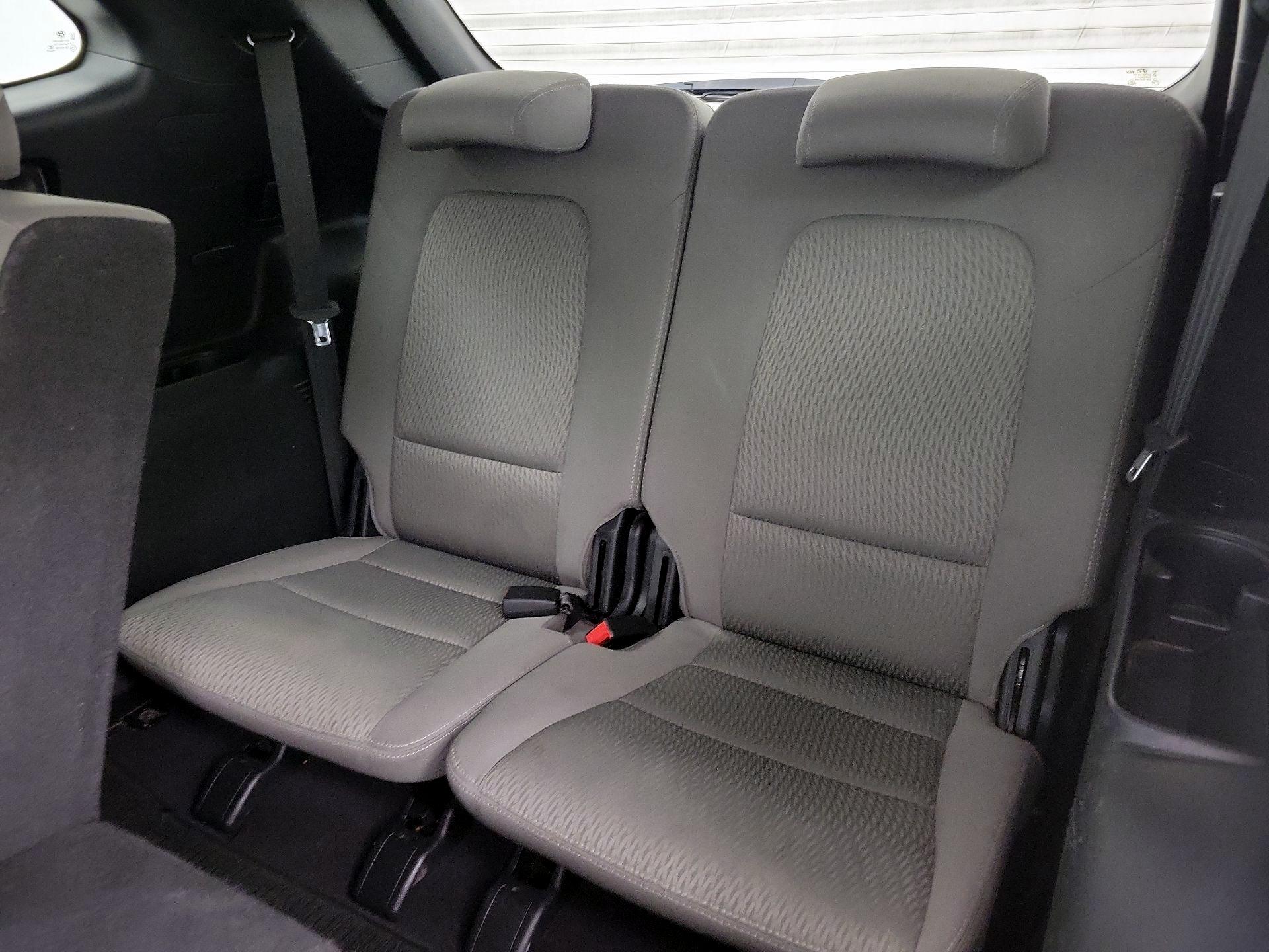 Thumbnail: 2017 Hyundai Santa Fe - 20