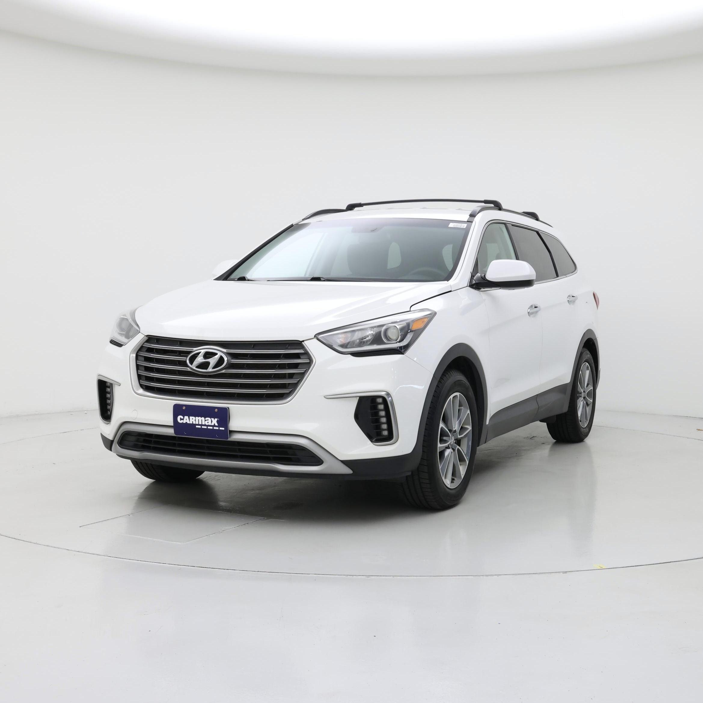 Thumbnail: 2017 Hyundai Santa Fe - 4