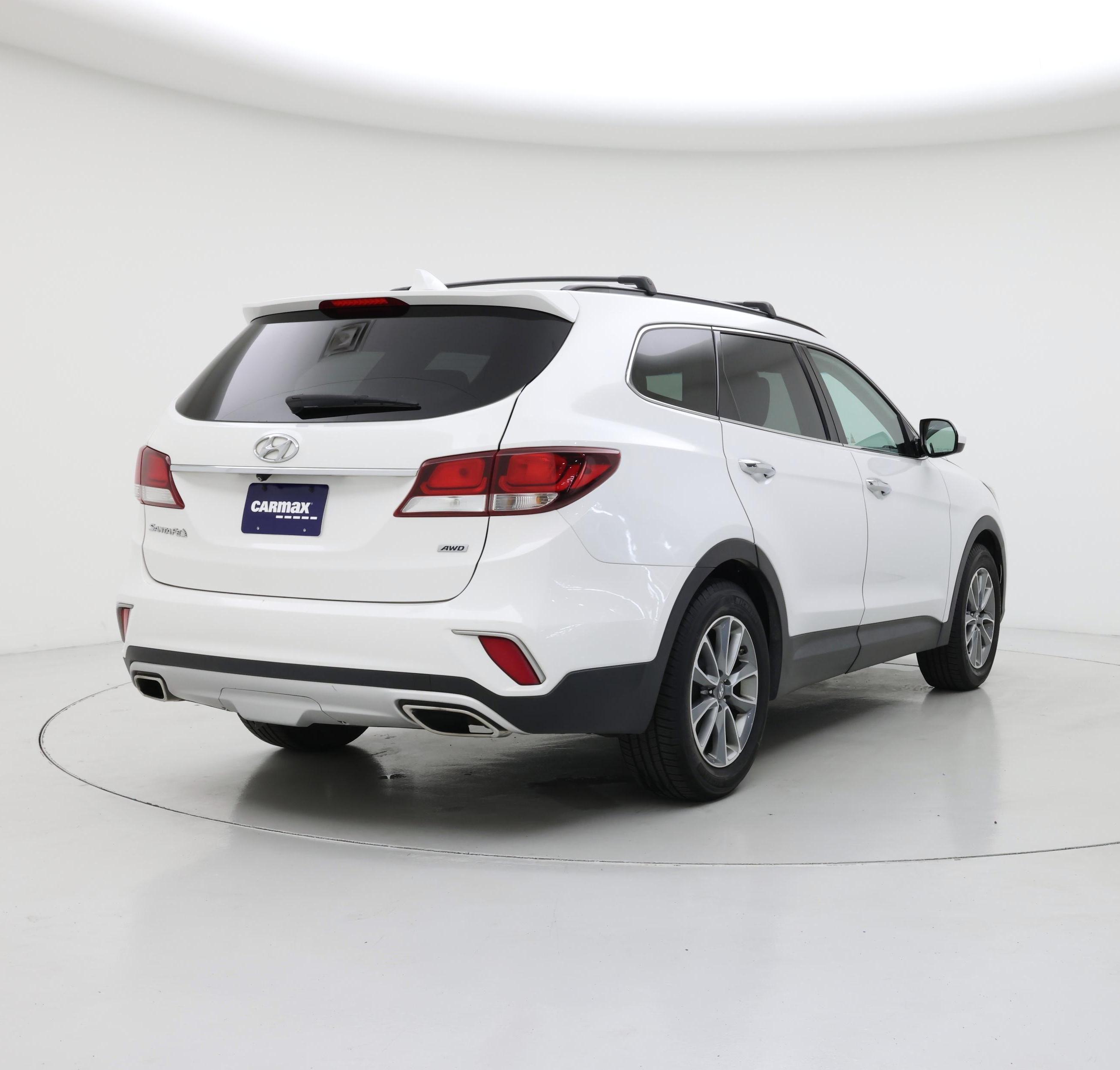 Thumbnail: 2017 Hyundai Santa Fe - 8