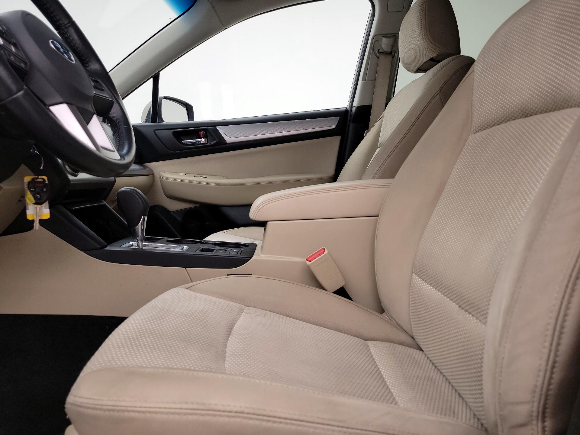 Thumbnail: 2015 Subaru Outback - 11
