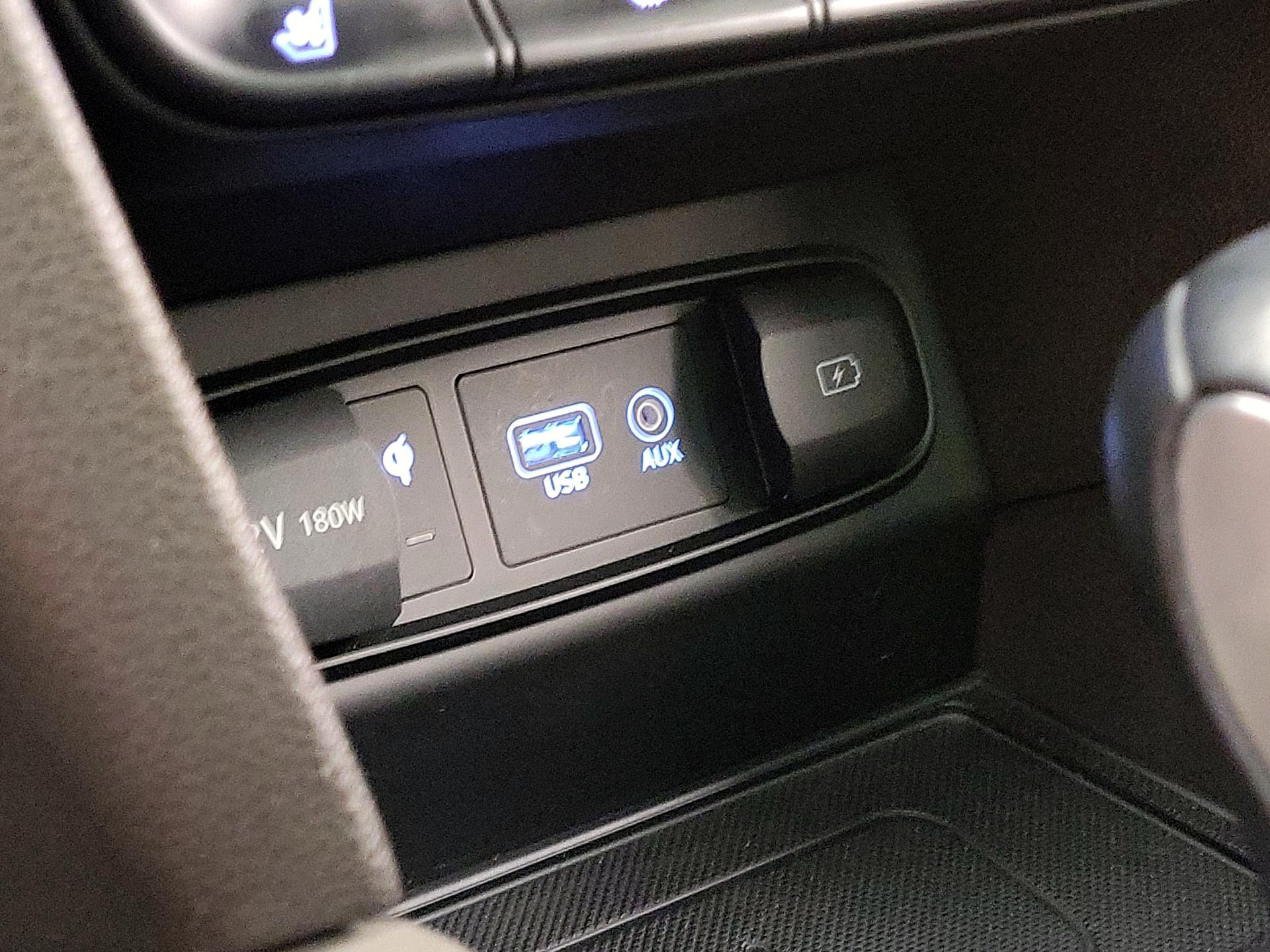 Thumbnail: 2020 Hyundai Santa Fe - 19