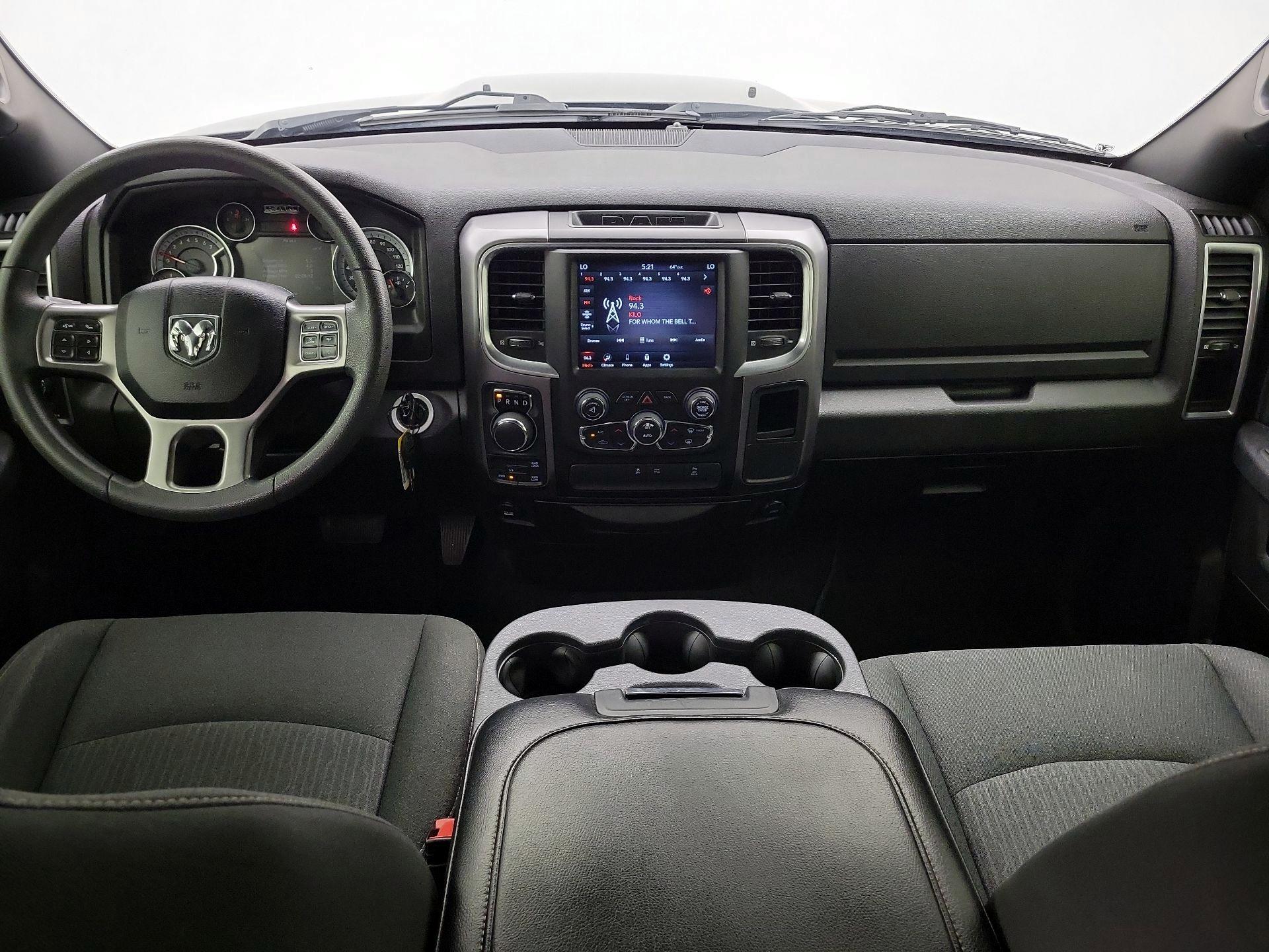 Thumbnail: 2021 RAM 1500 Classic - 9