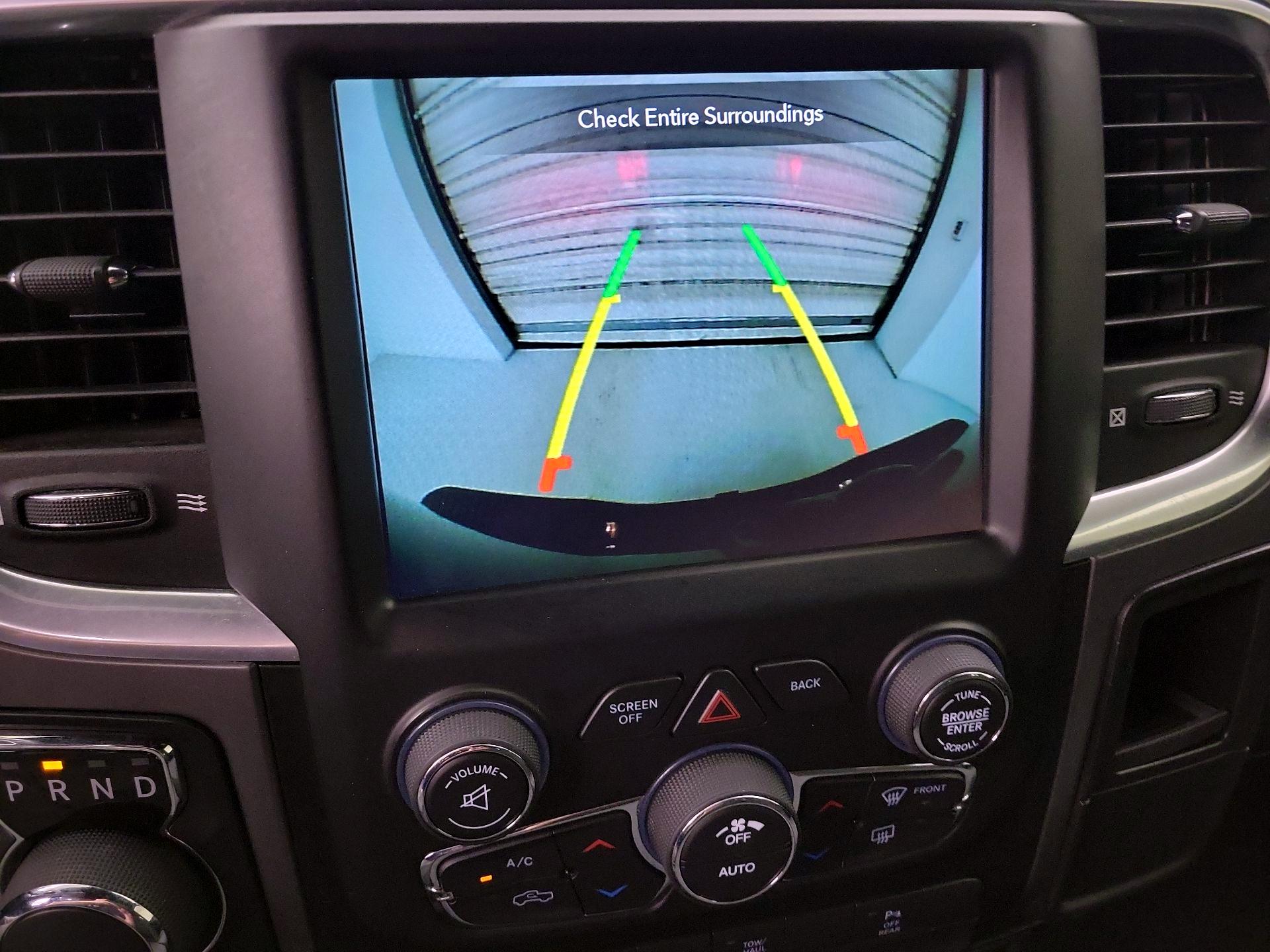 Thumbnail: 2021 RAM 1500 Classic - 14