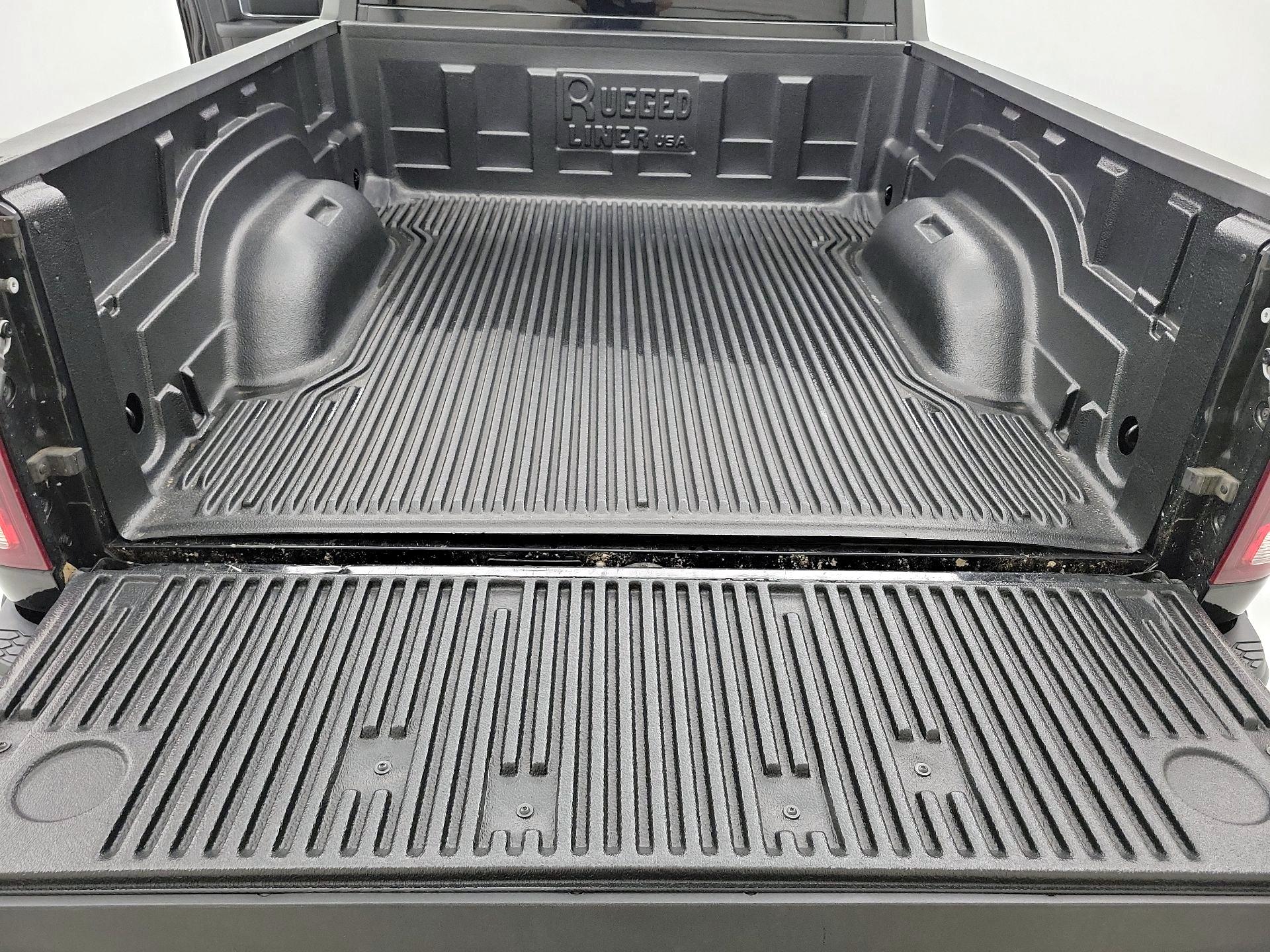 Thumbnail: 2021 RAM 1500 Classic - 20