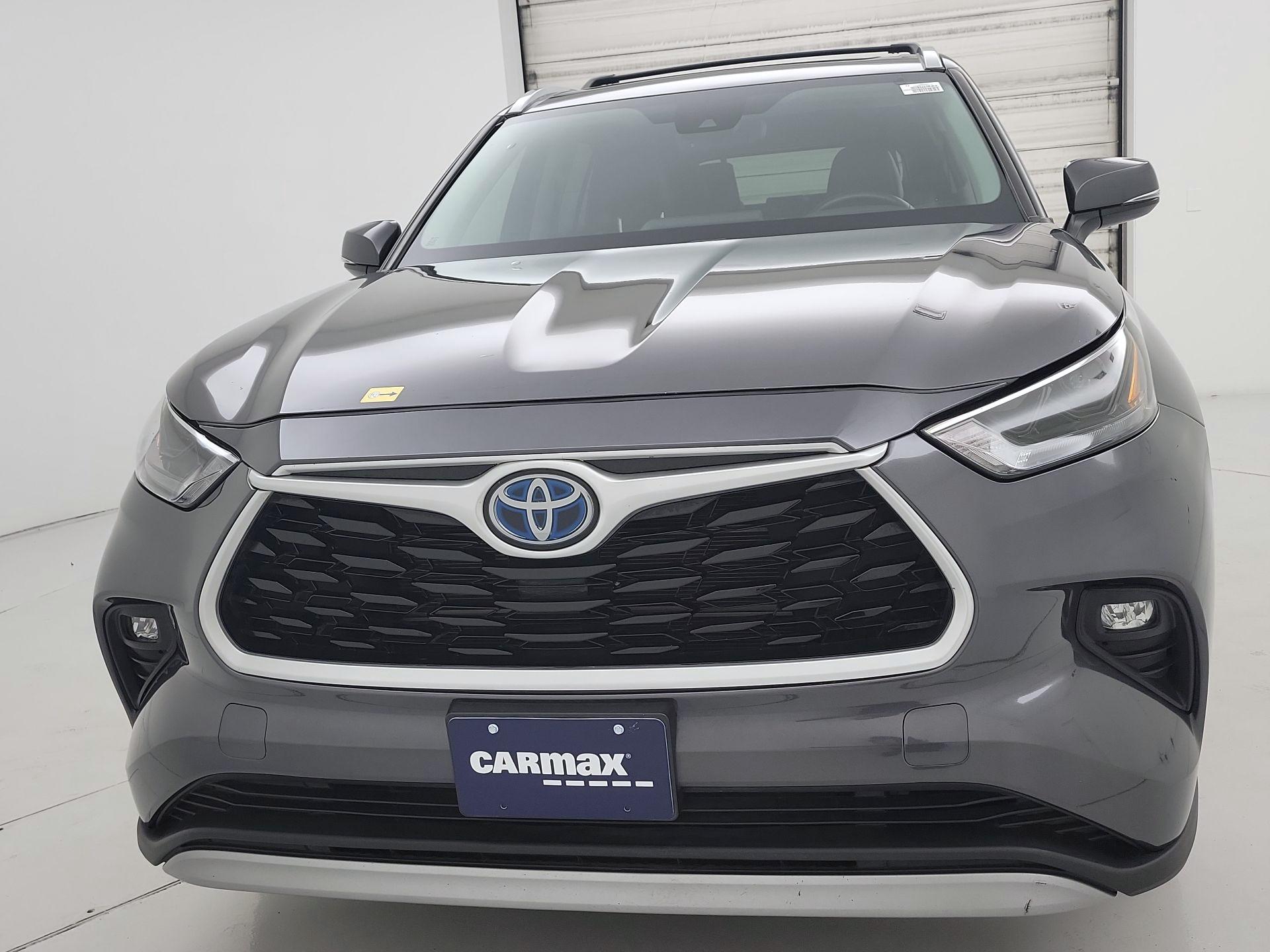 Thumbnail: 2023 Toyota Highlander - 2