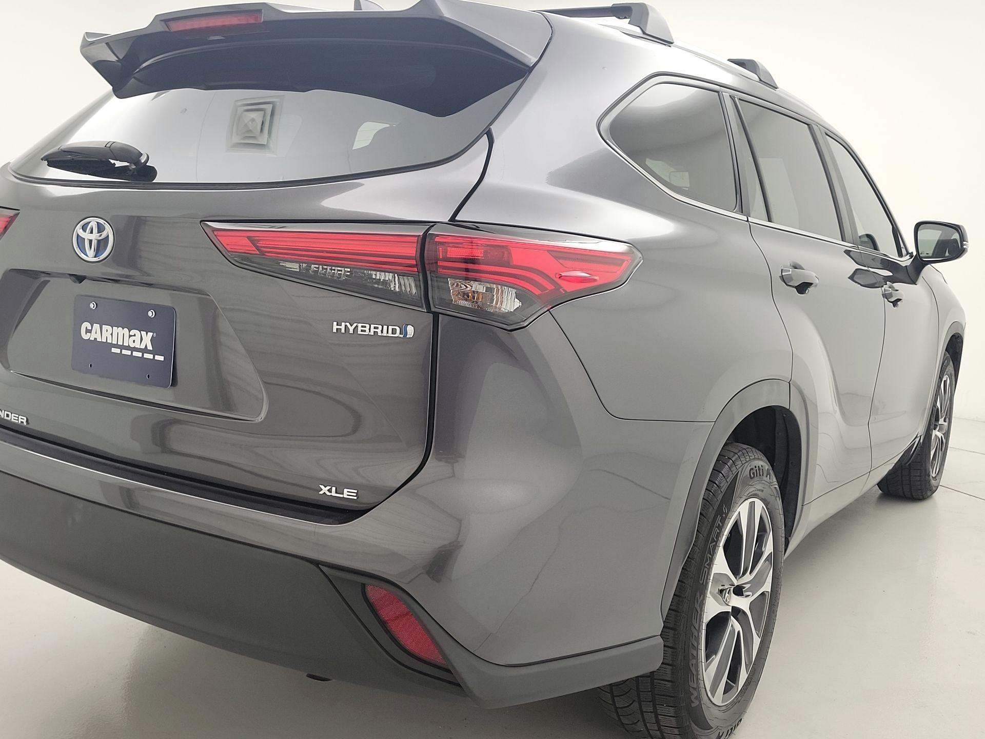 Thumbnail: 2023 Toyota Highlander - 5