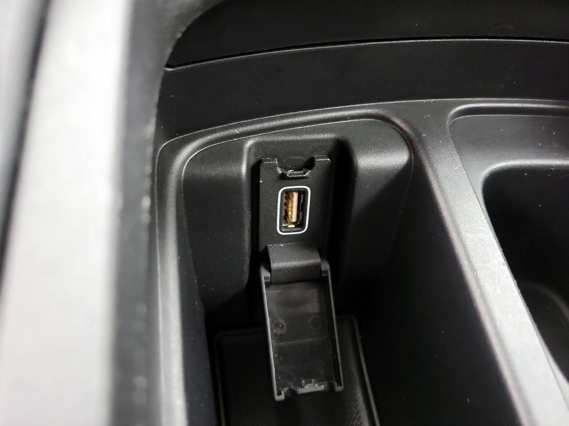 Thumbnail: 2021 Acura RDX - 19