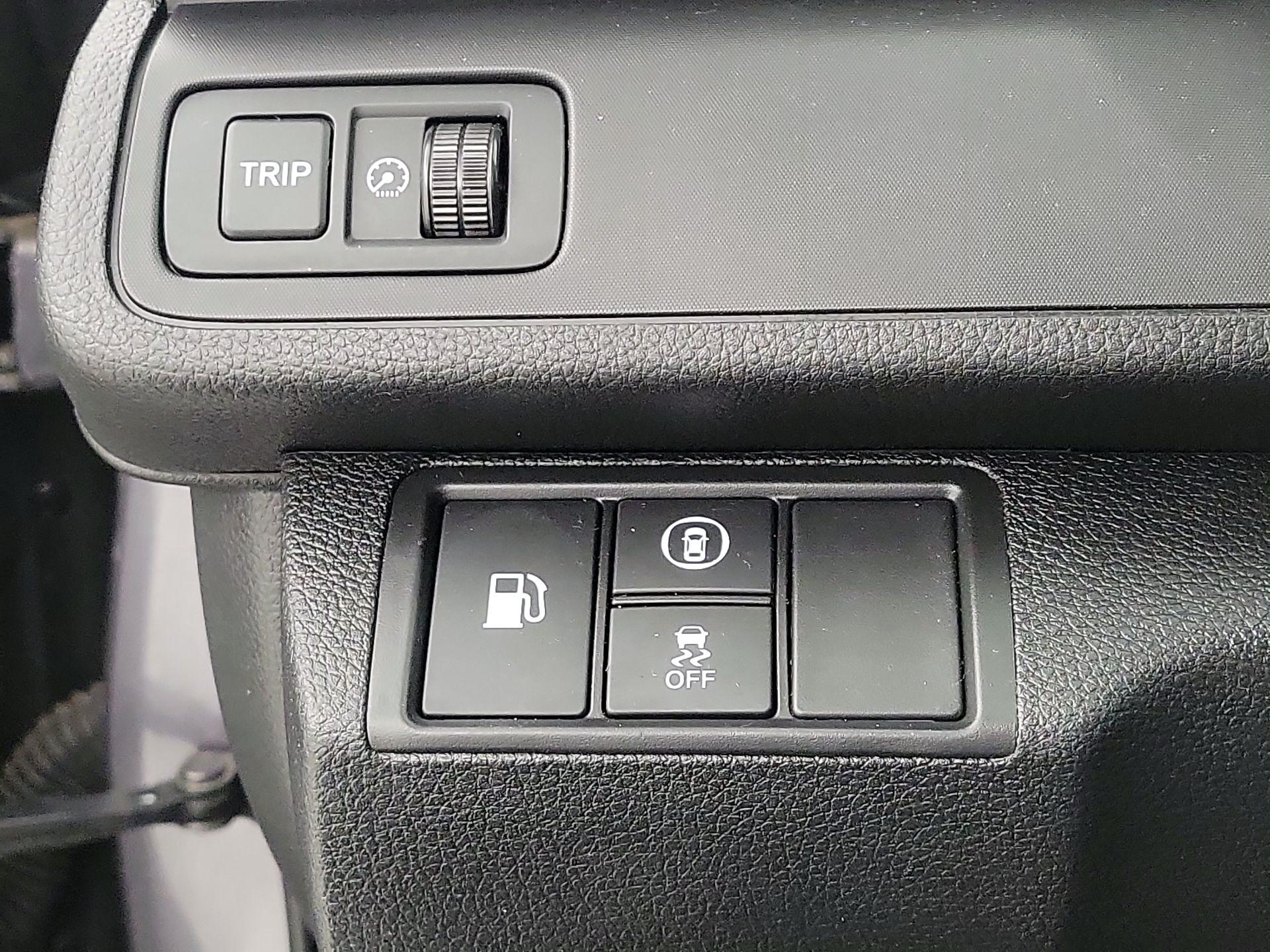 Thumbnail: 2020 Honda Insight - 13