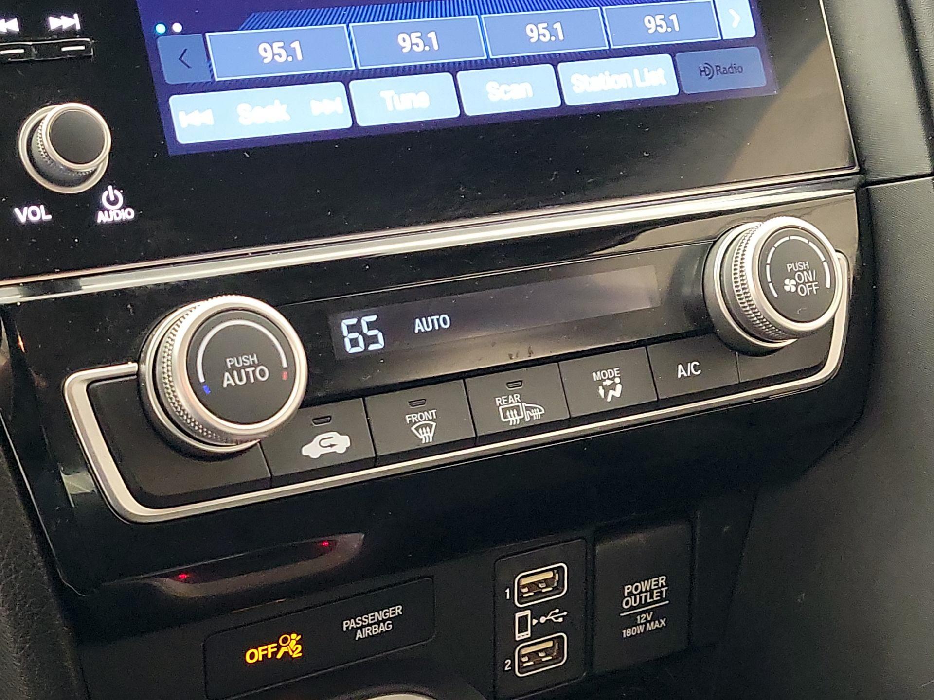 Thumbnail: 2020 Honda Insight - 16