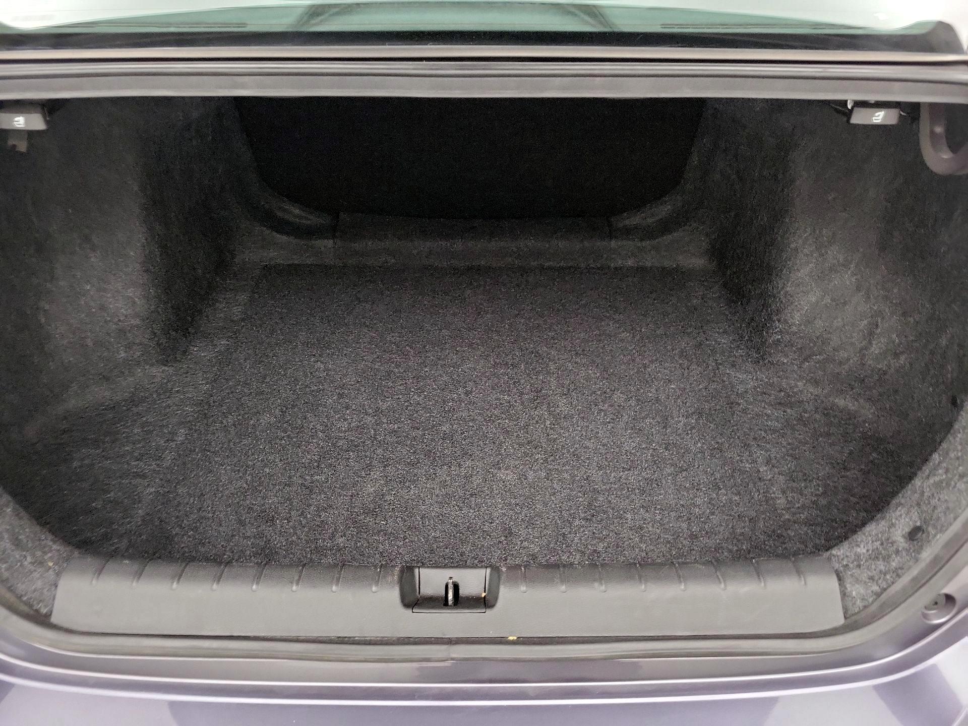 Thumbnail: 2020 Honda Insight - 20