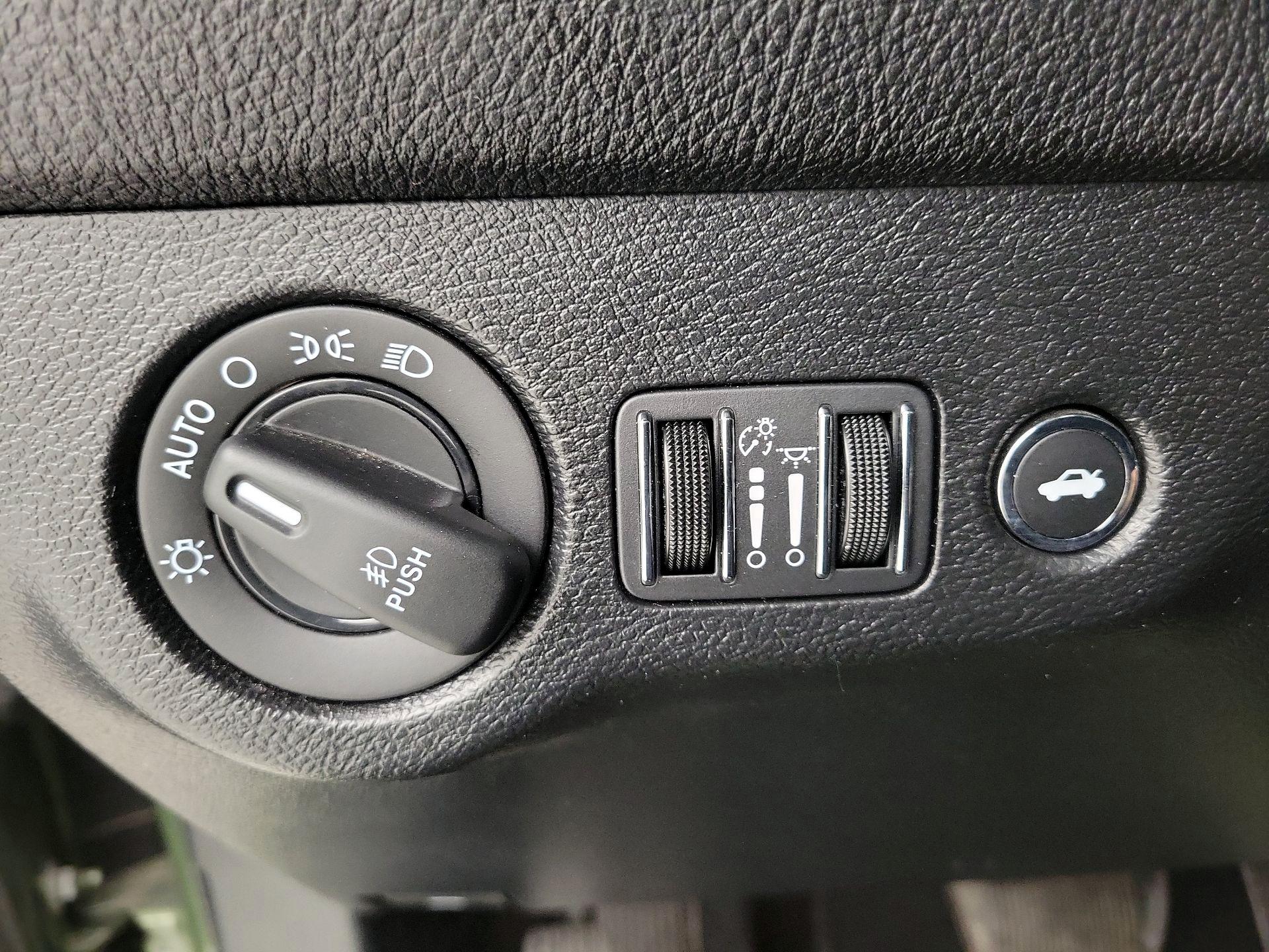 Thumbnail: 2022 Dodge Challenger - 13