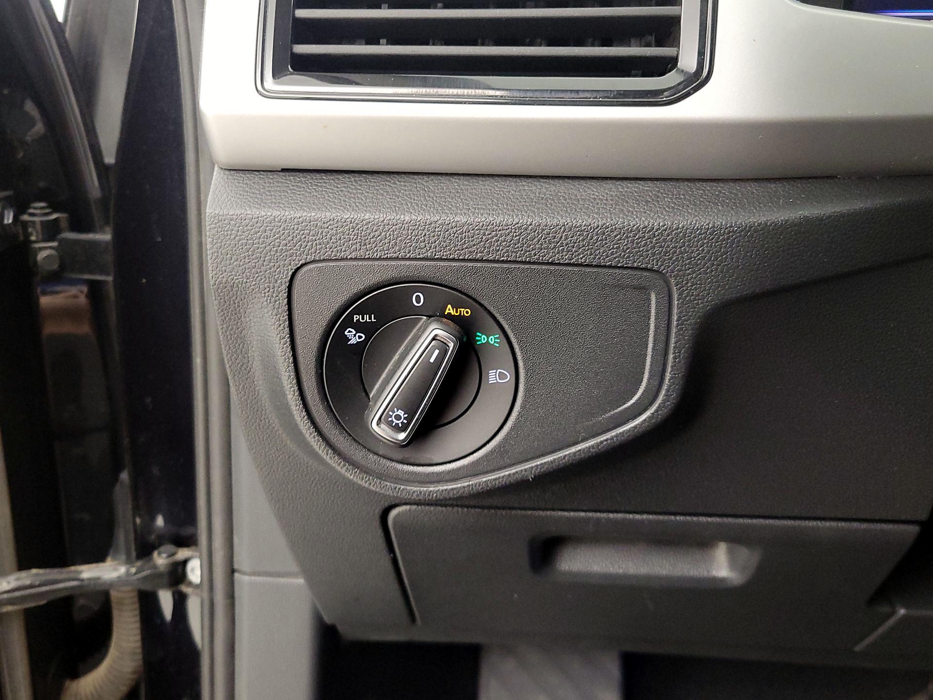 Thumbnail: 2023 Volkswagen Atlas - 13