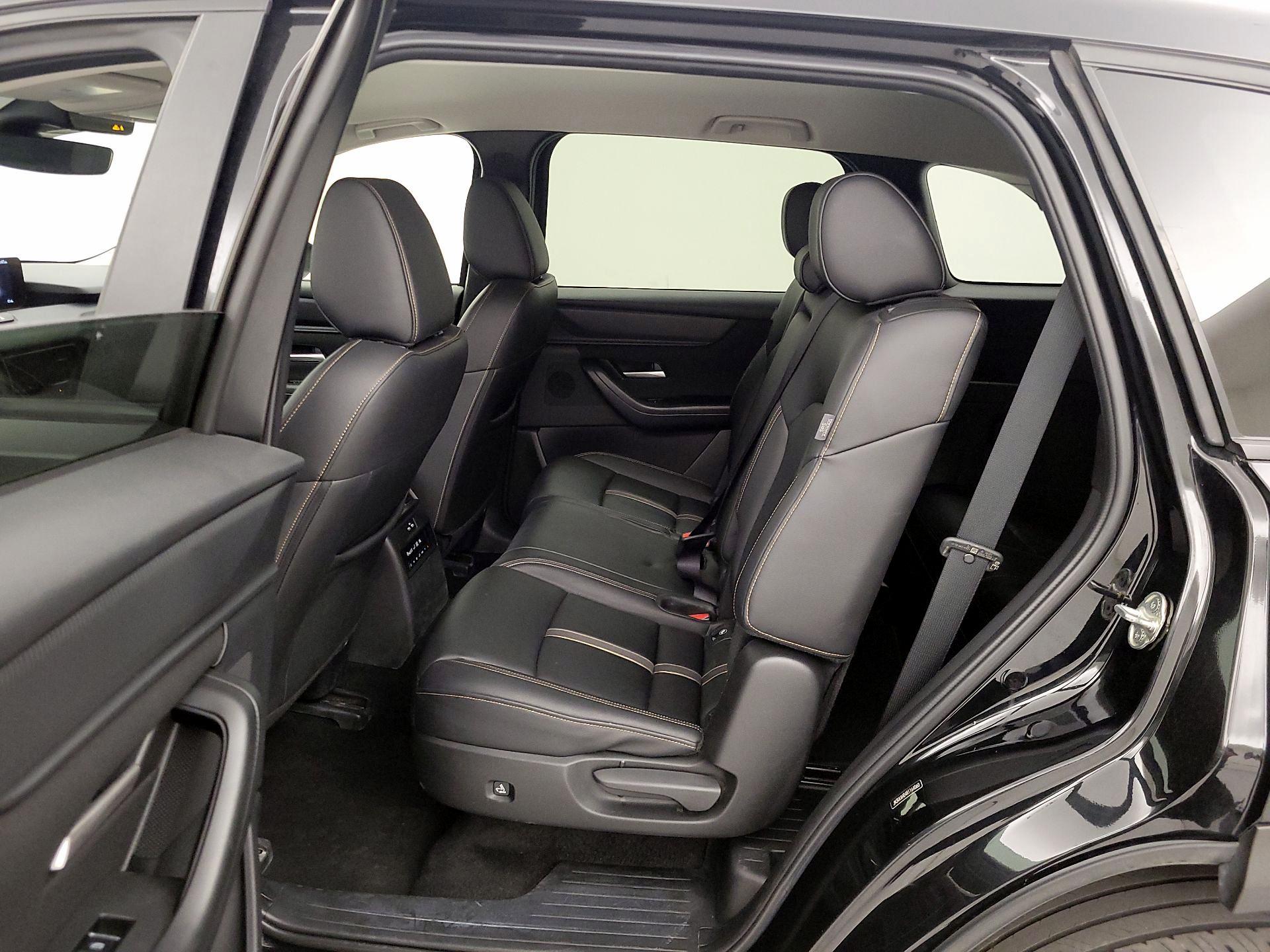 Thumbnail: 2024 Mazda CX-90 - 18