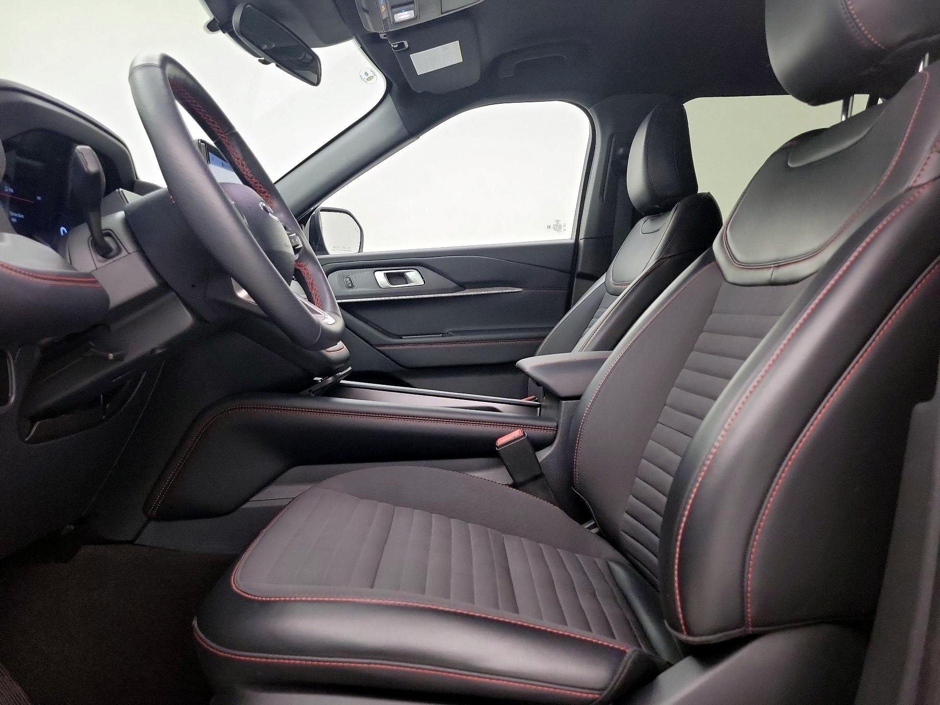 Thumbnail: 2025 Ford Explorer - 11