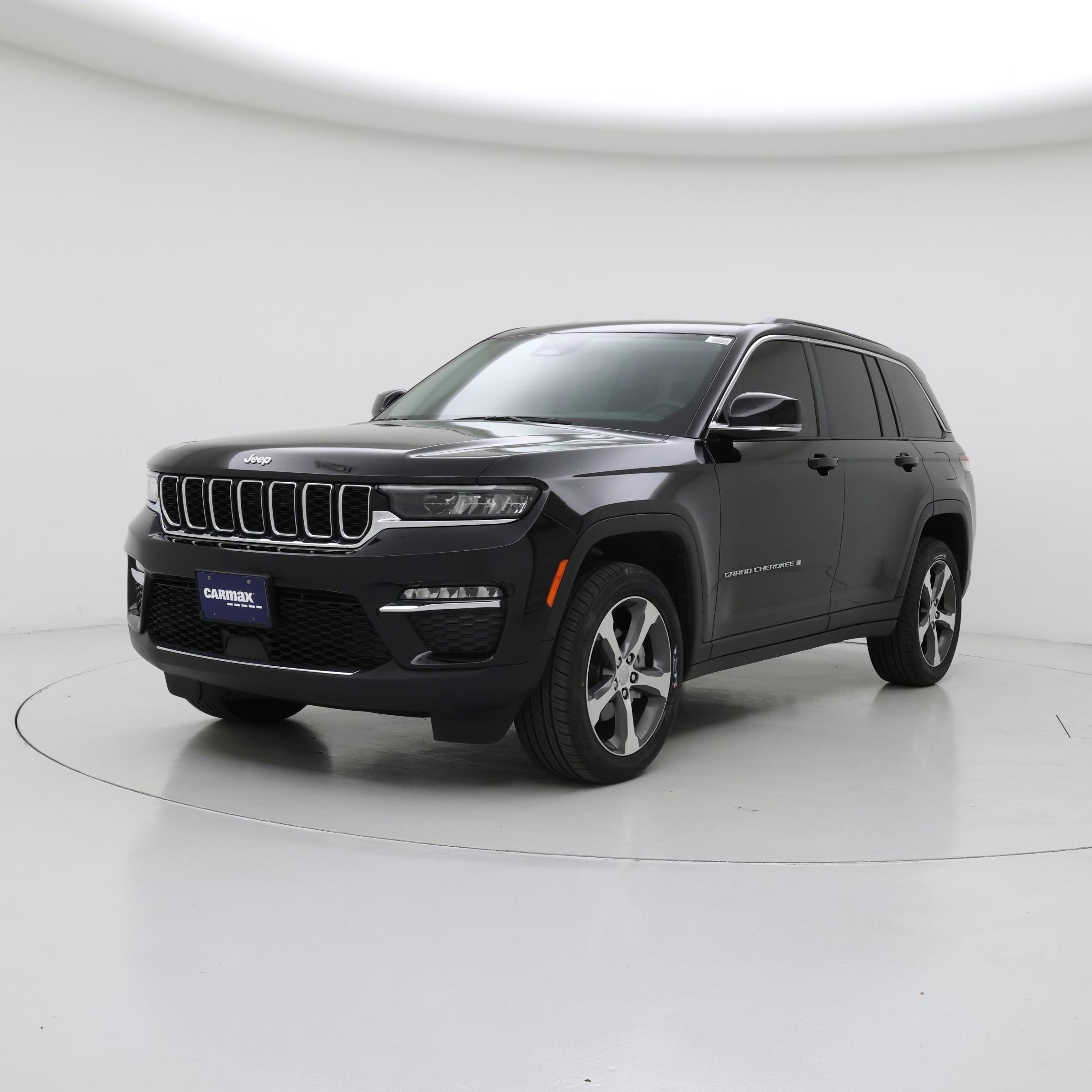 Thumbnail: 2025 Ford Explorer - 4