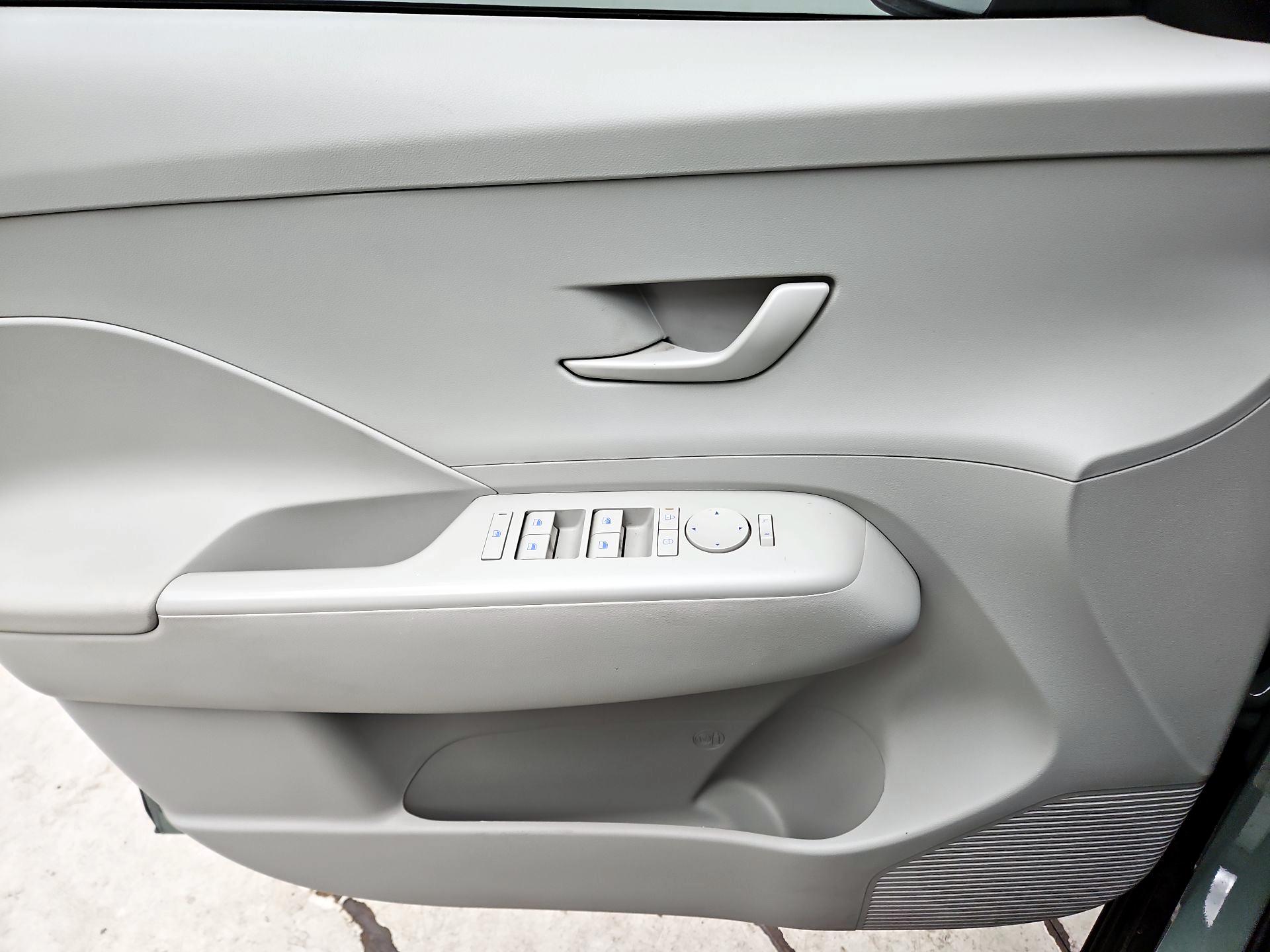 Thumbnail: 2025 Hyundai Kona - 10